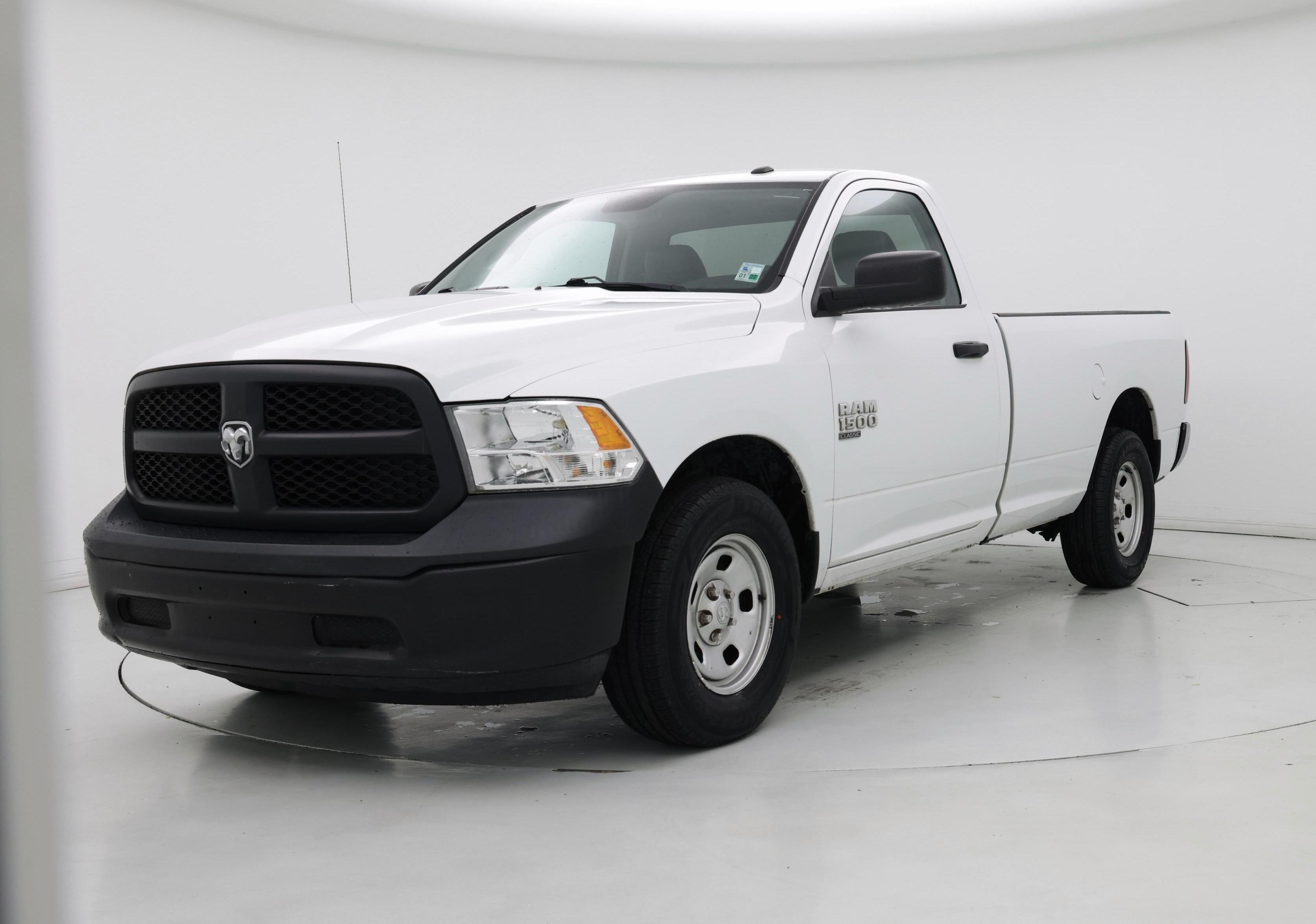 Thumbnail: 2022 RAM 1500 Classic - 4