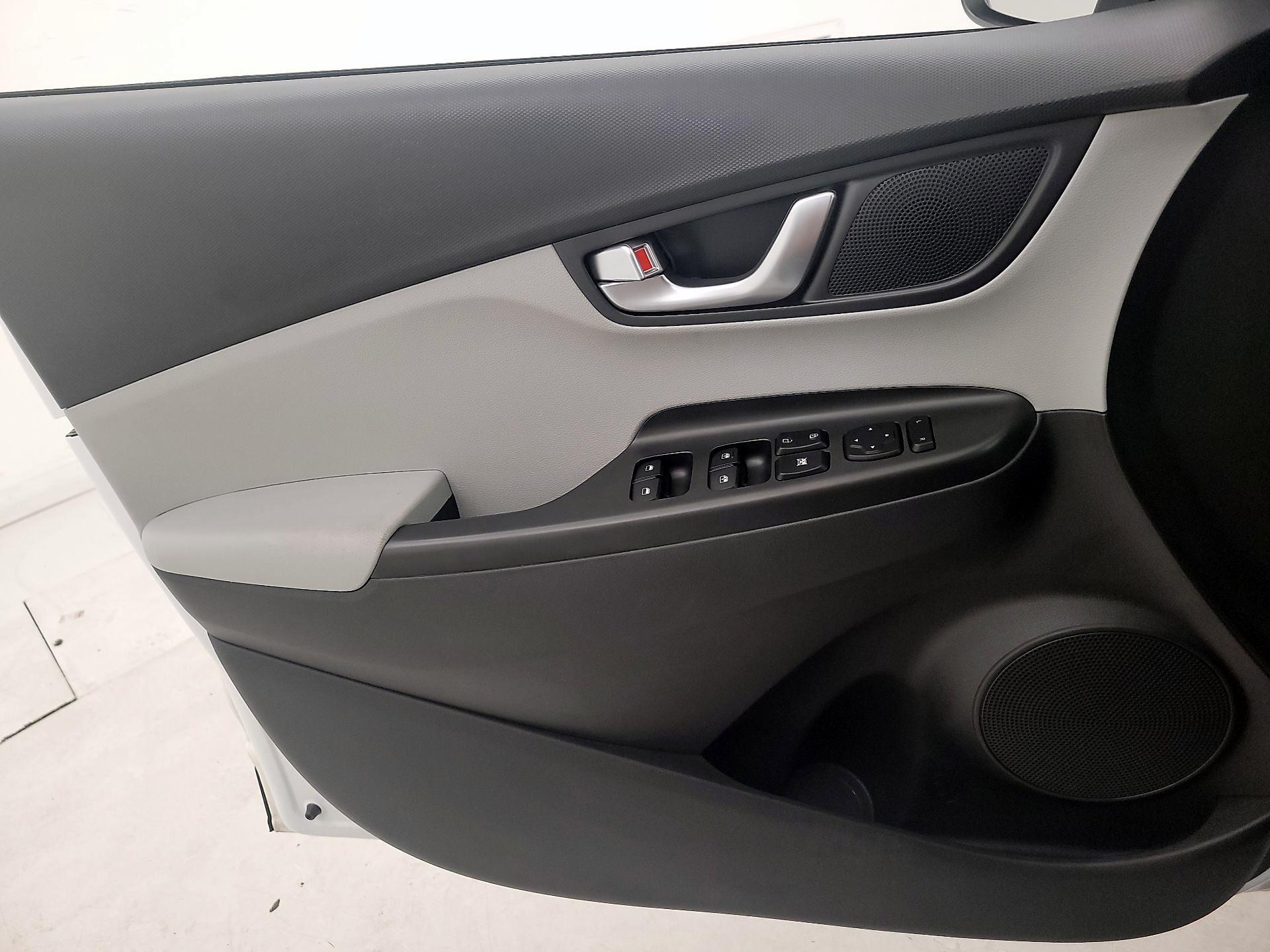 Thumbnail: 2023 Hyundai Kona - 12