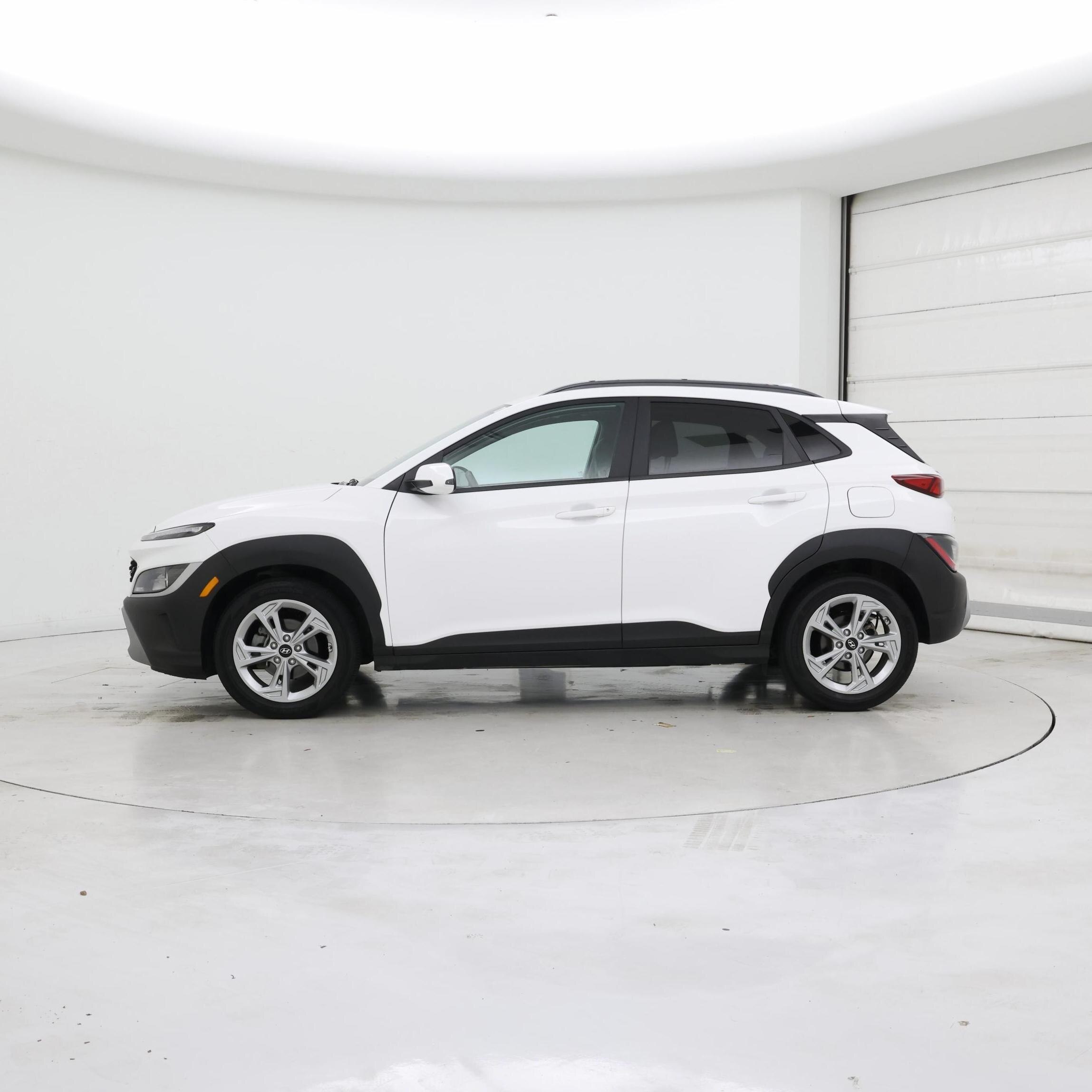 Thumbnail: 2023 Hyundai Kona - 3