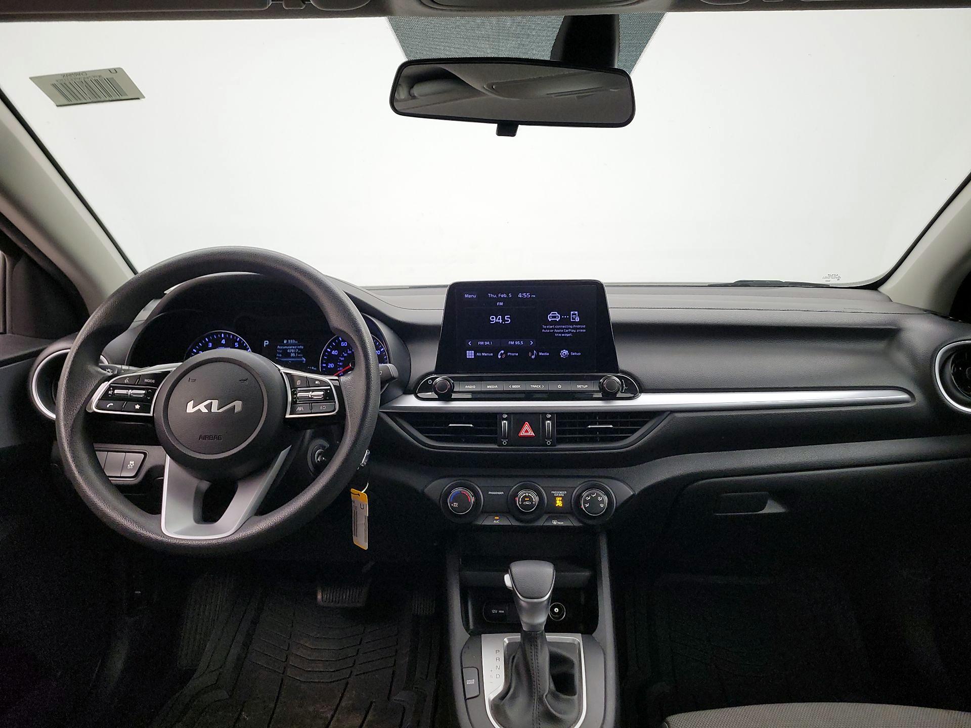 Thumbnail: 2023 Kia Forte - 9