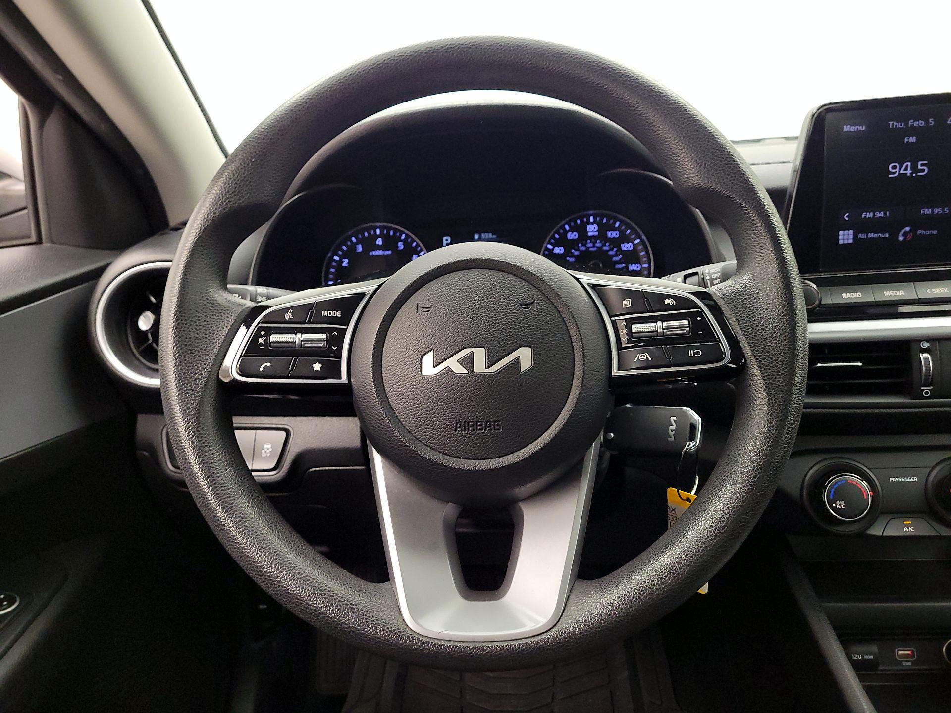 Thumbnail: 2023 Kia Forte - 10