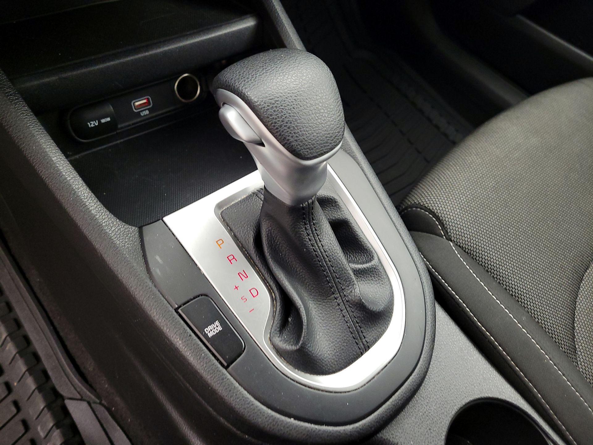 Thumbnail: 2023 Kia Forte - 17