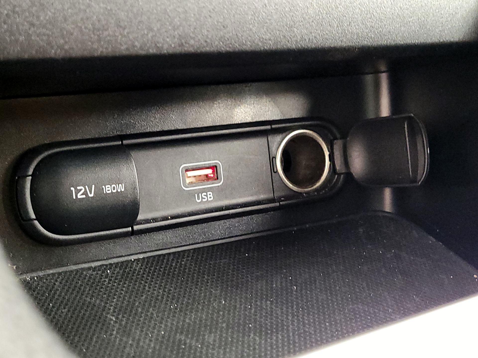 Thumbnail: 2023 Kia Forte - 18