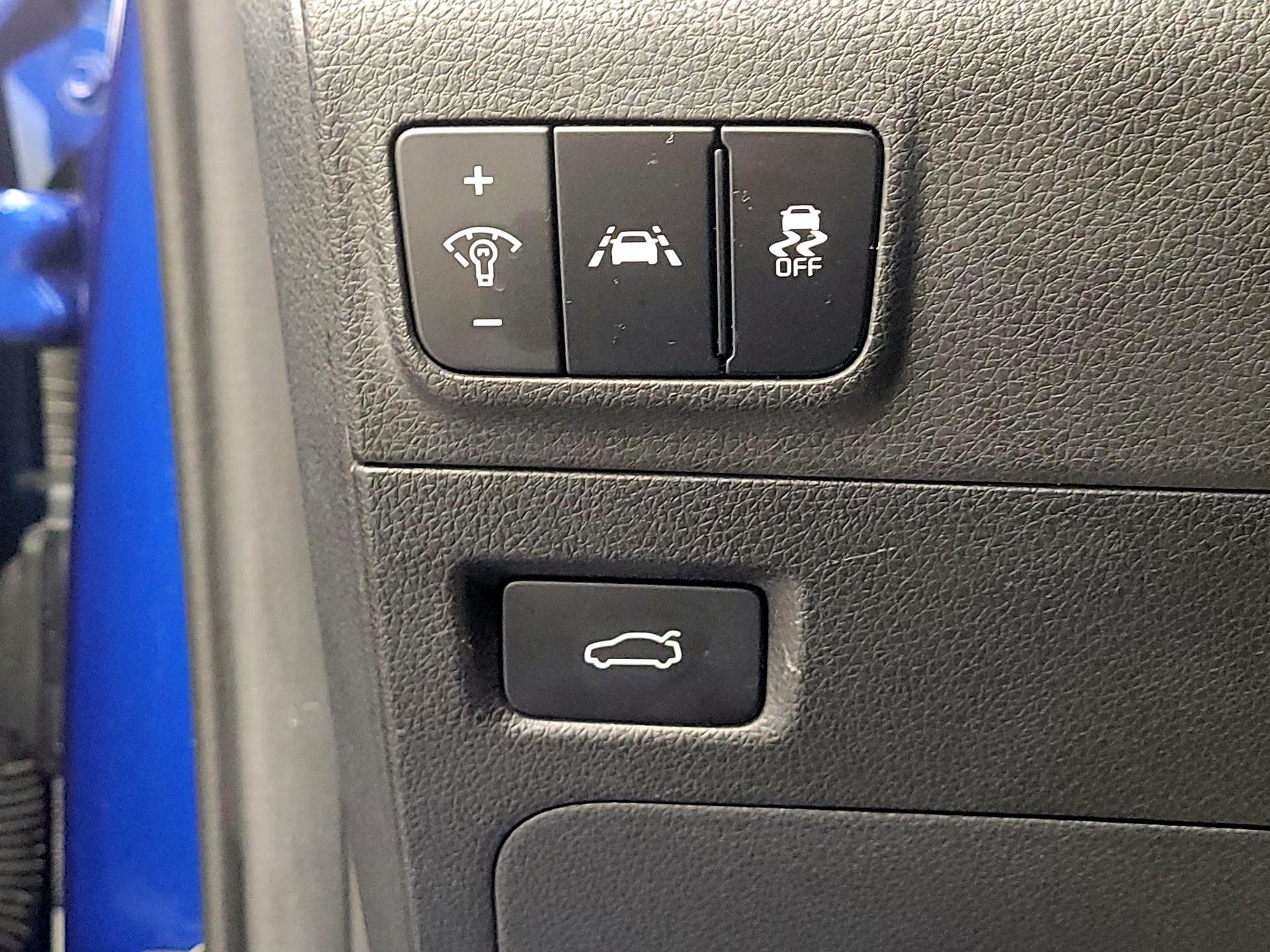 Thumbnail: 2022 Kia K5 - 13