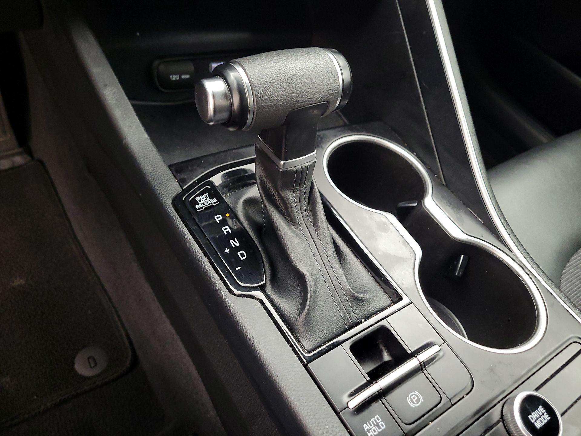 Thumbnail: 2022 Kia K5 - 17