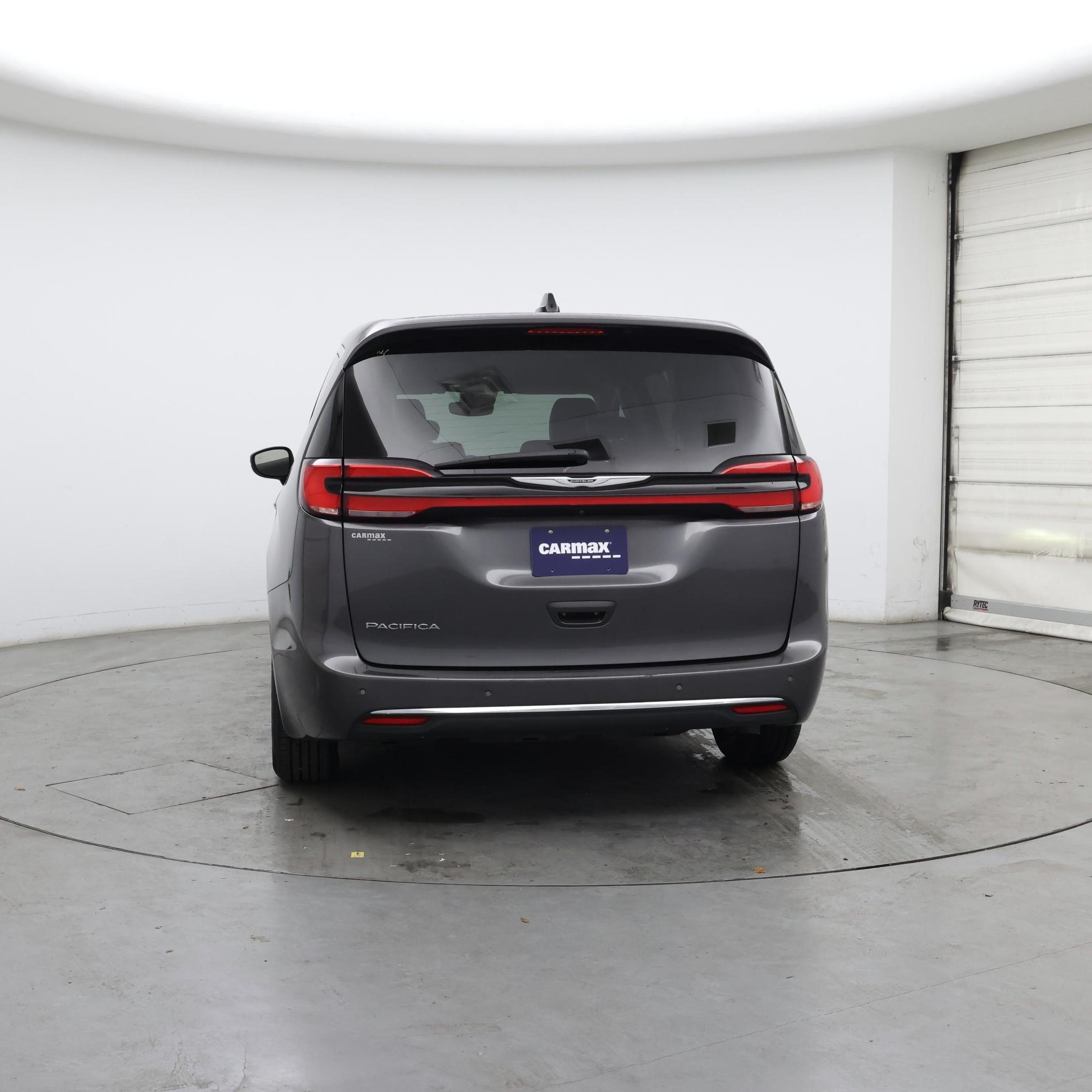 Thumbnail: 2023 Chrysler Pacifica - 6