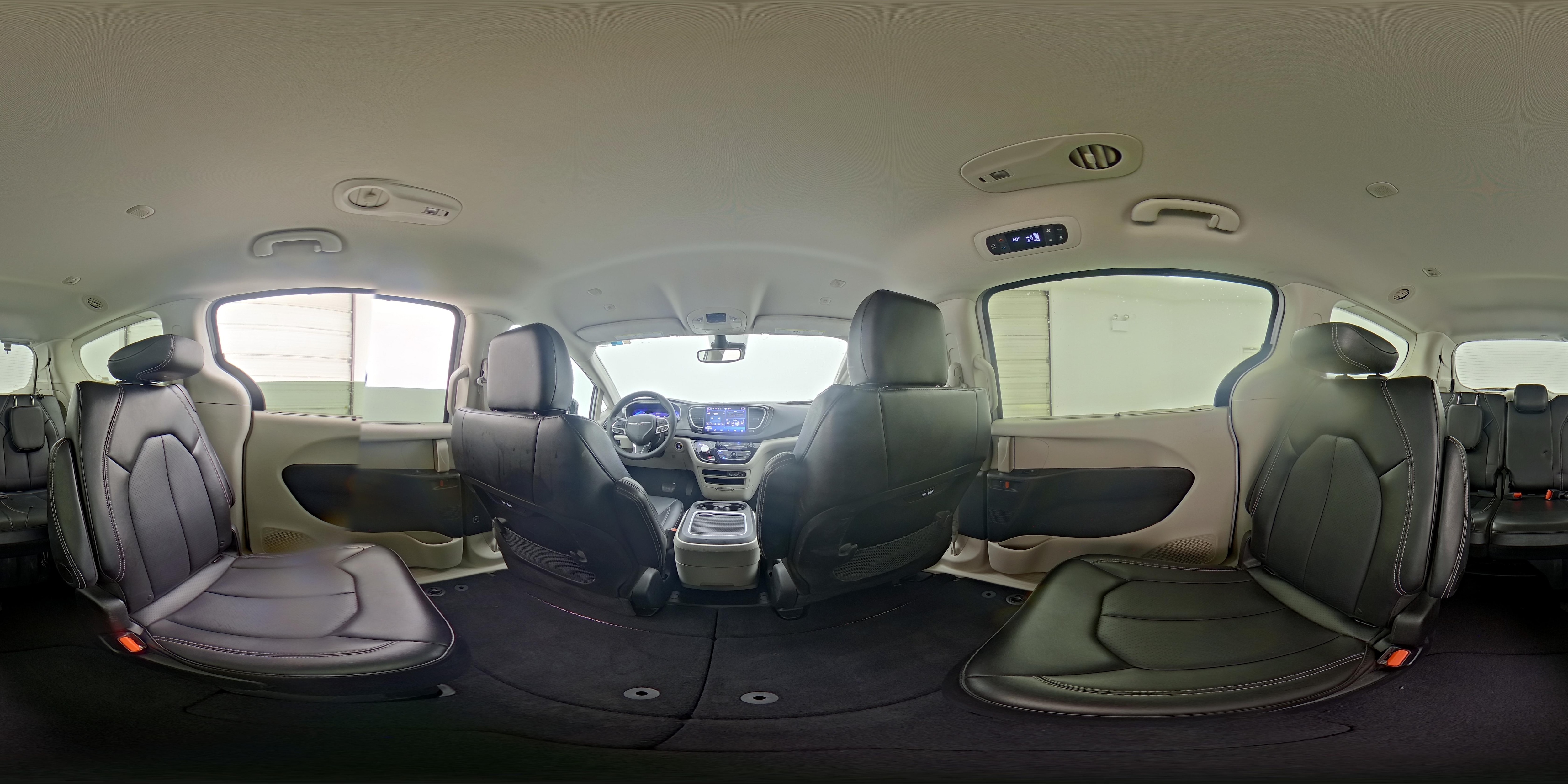 2024 Chrysler Pacifica Touring L - Photo 26