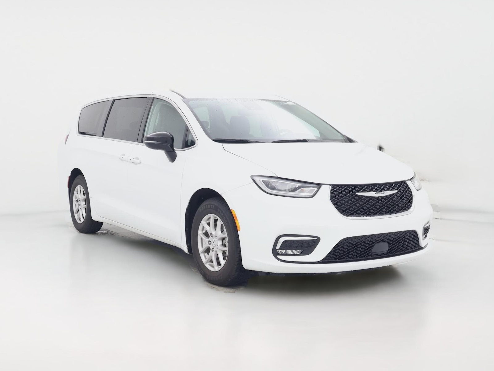 2024 Chrysler Pacifica Touring L - Photo 1