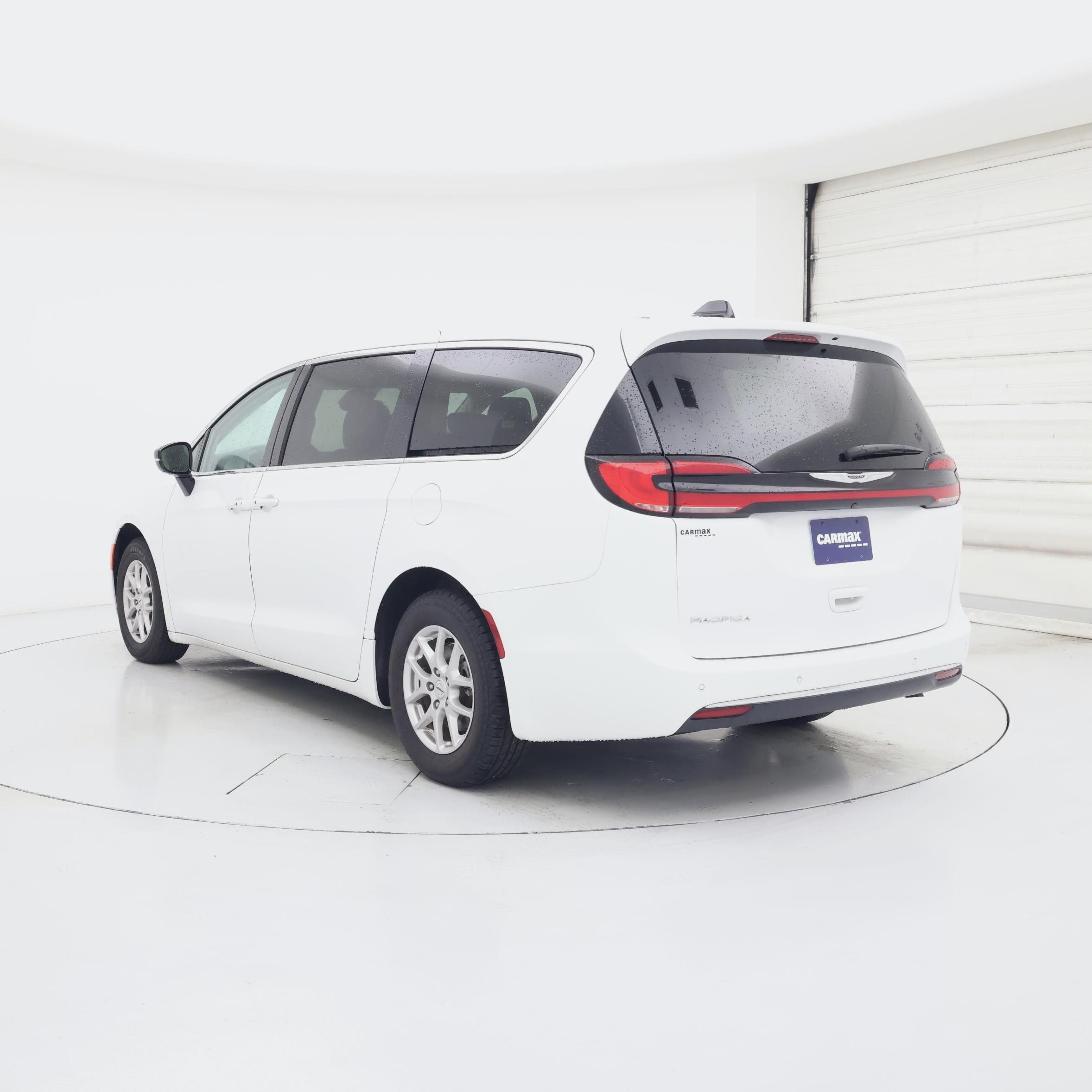 Thumbnail: 2024 Chrysler Pacifica - 2