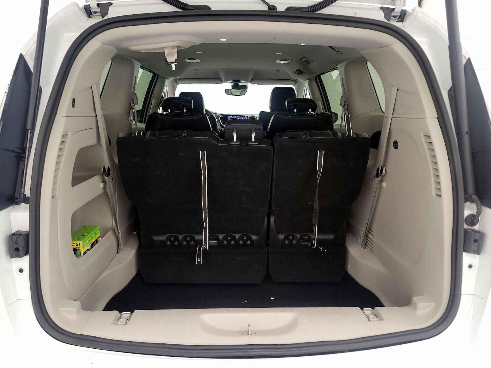 2024 Chrysler Pacifica Touring L - Photo 22