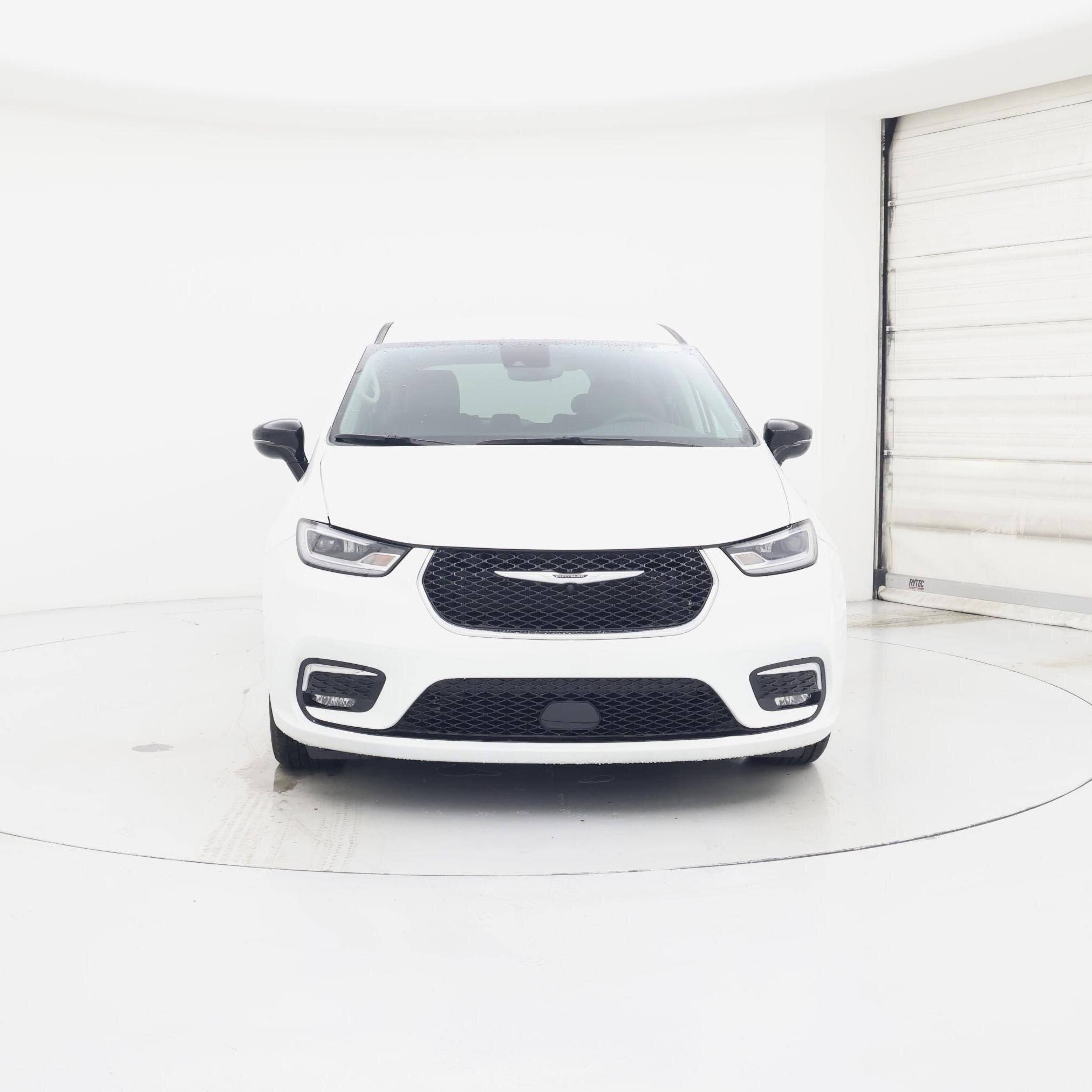 Thumbnail: 2024 Chrysler Pacifica - 5