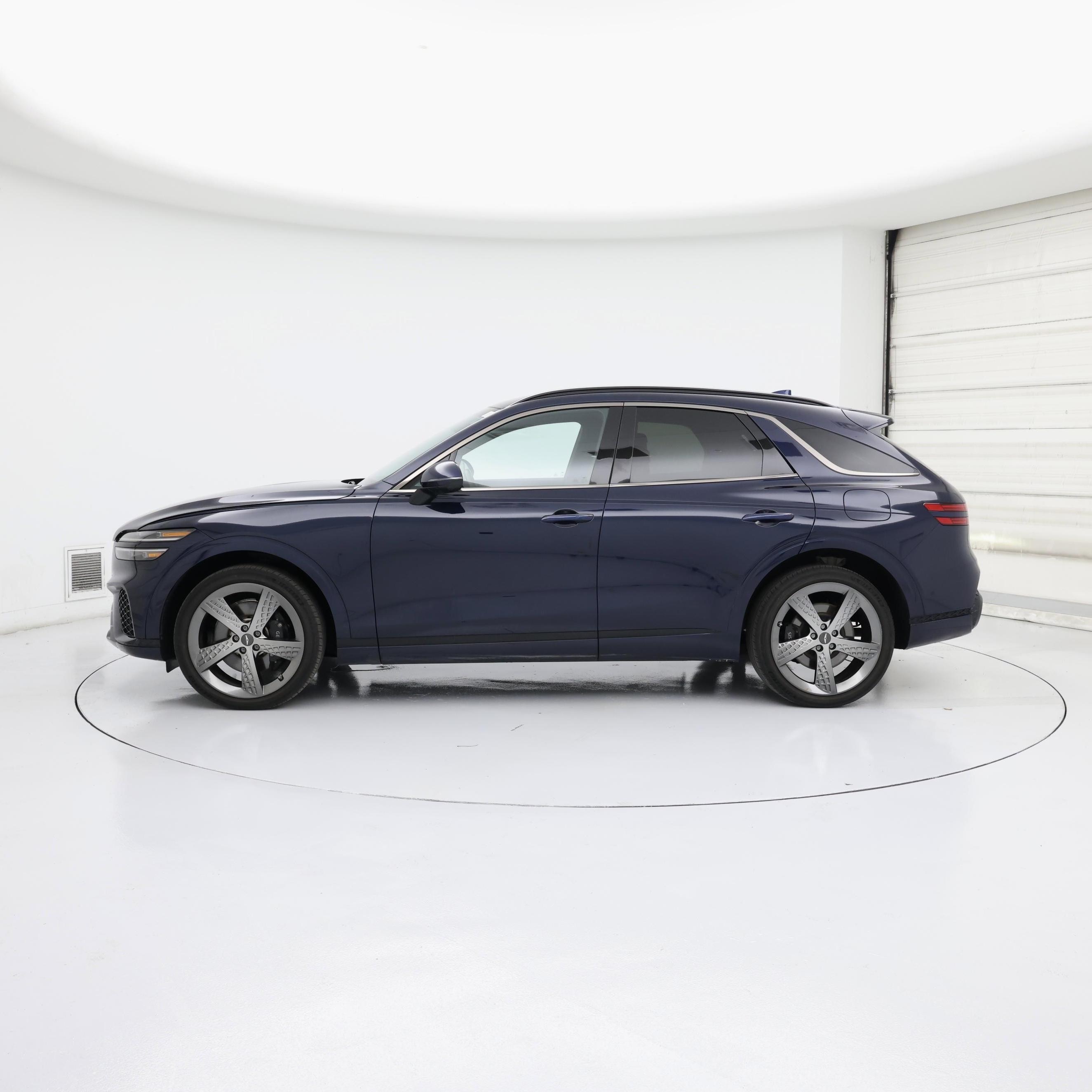 Thumbnail: 2023 Genesis GV70 - 3