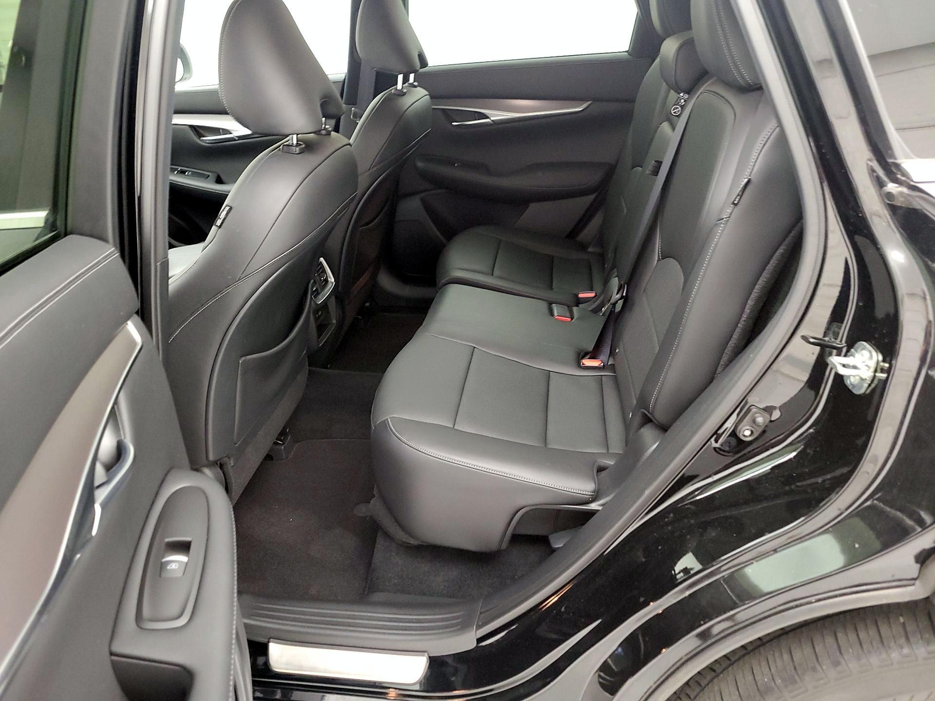 Thumbnail: 2023 INFINITI QX50 - 16