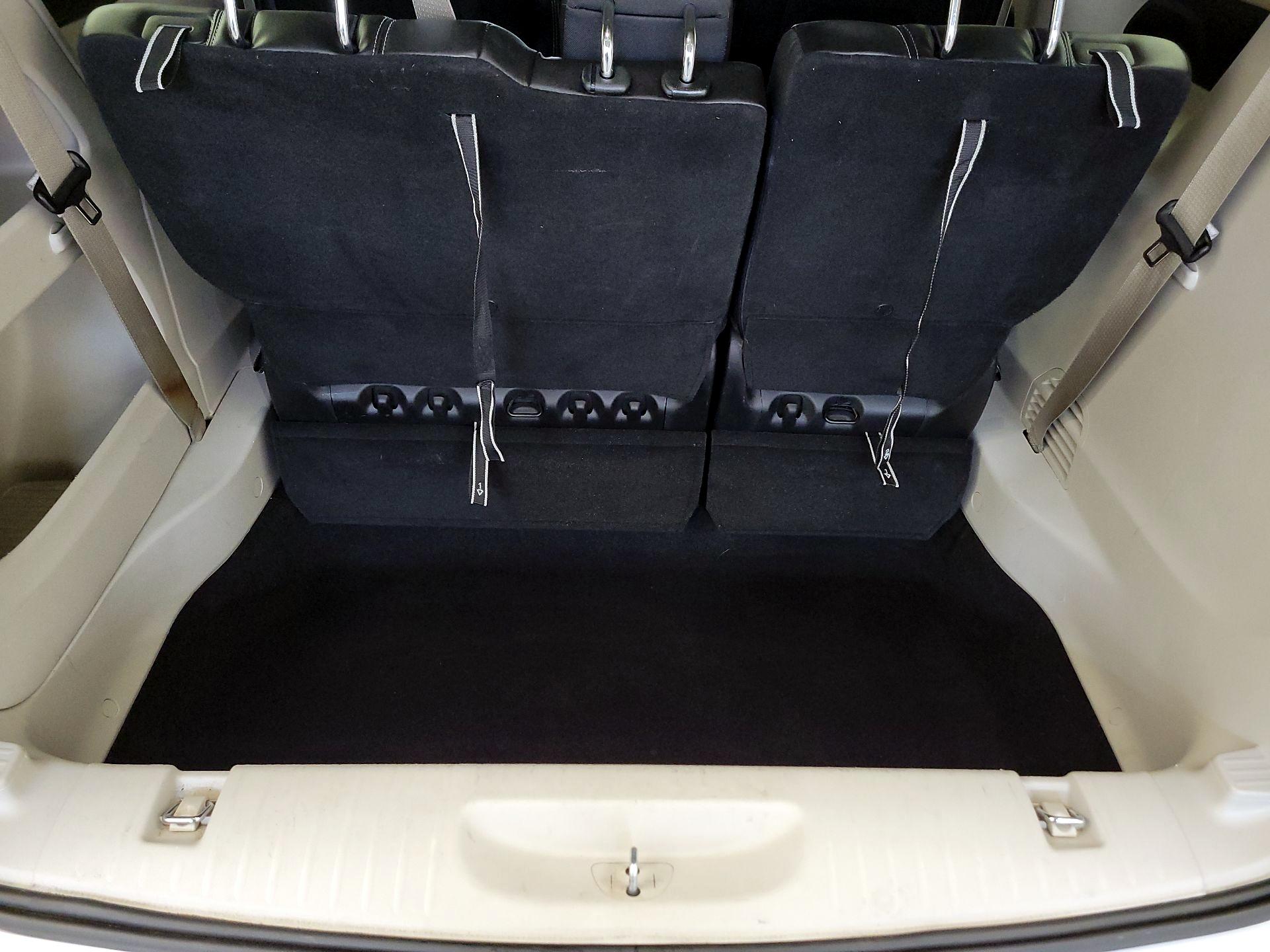 Thumbnail: 2024 Chrysler Pacifica - 16