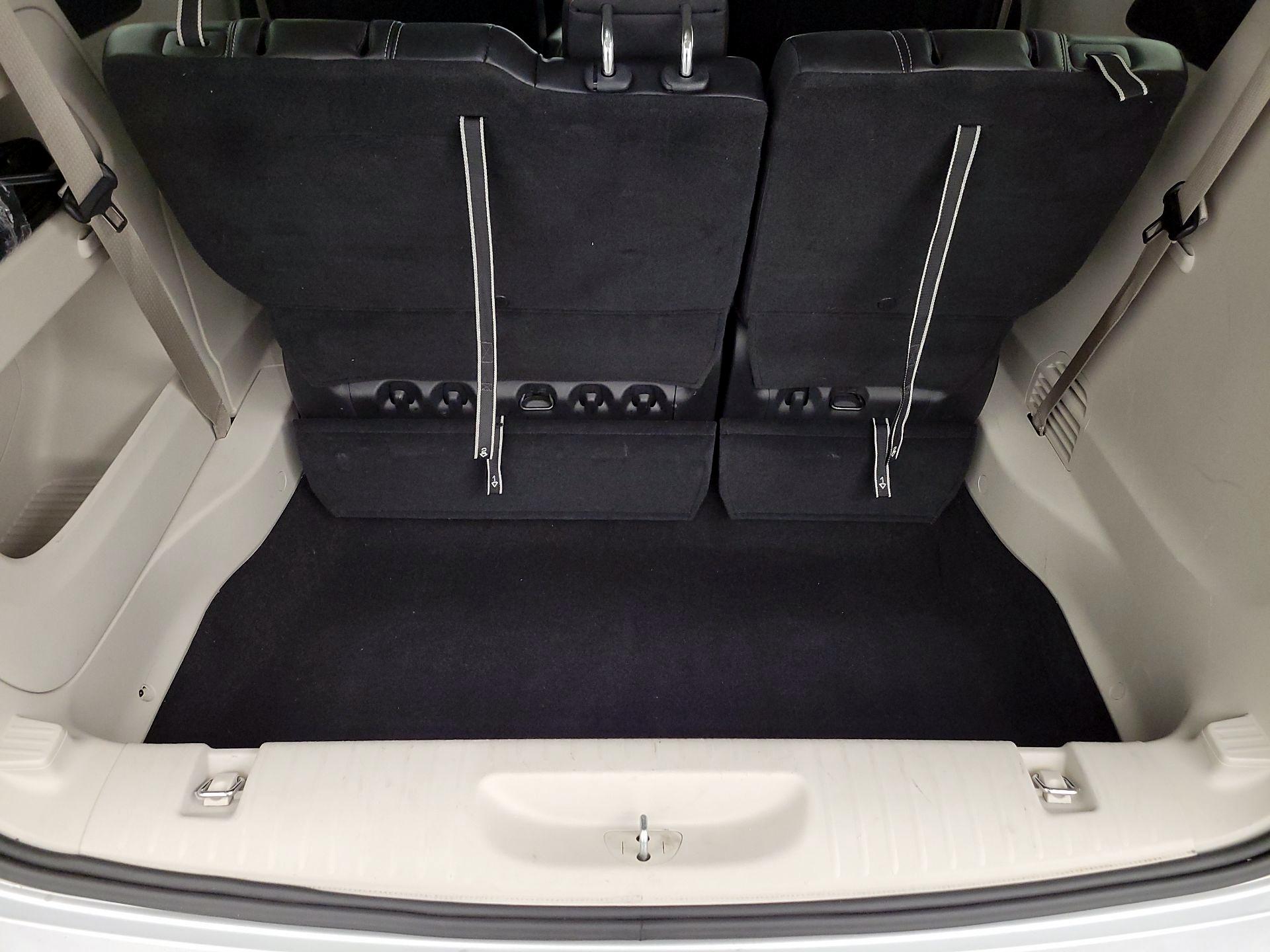 Thumbnail: 2024 Chrysler Pacifica - 16