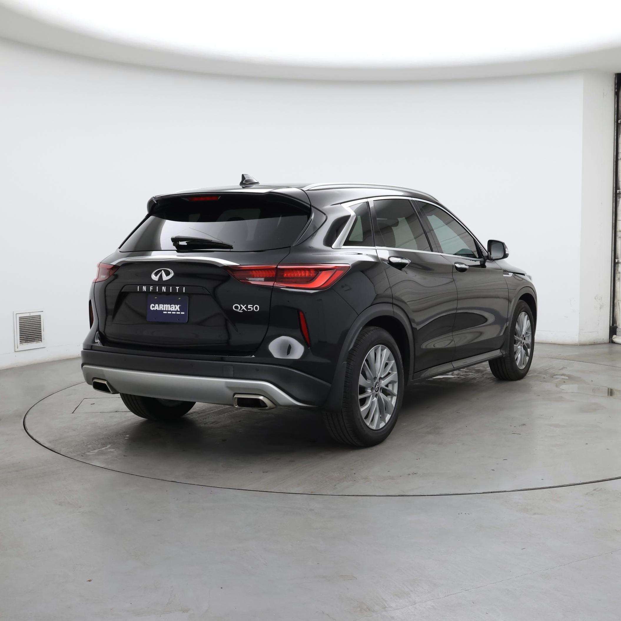 Thumbnail: 2023 INFINITI QX50 - 8