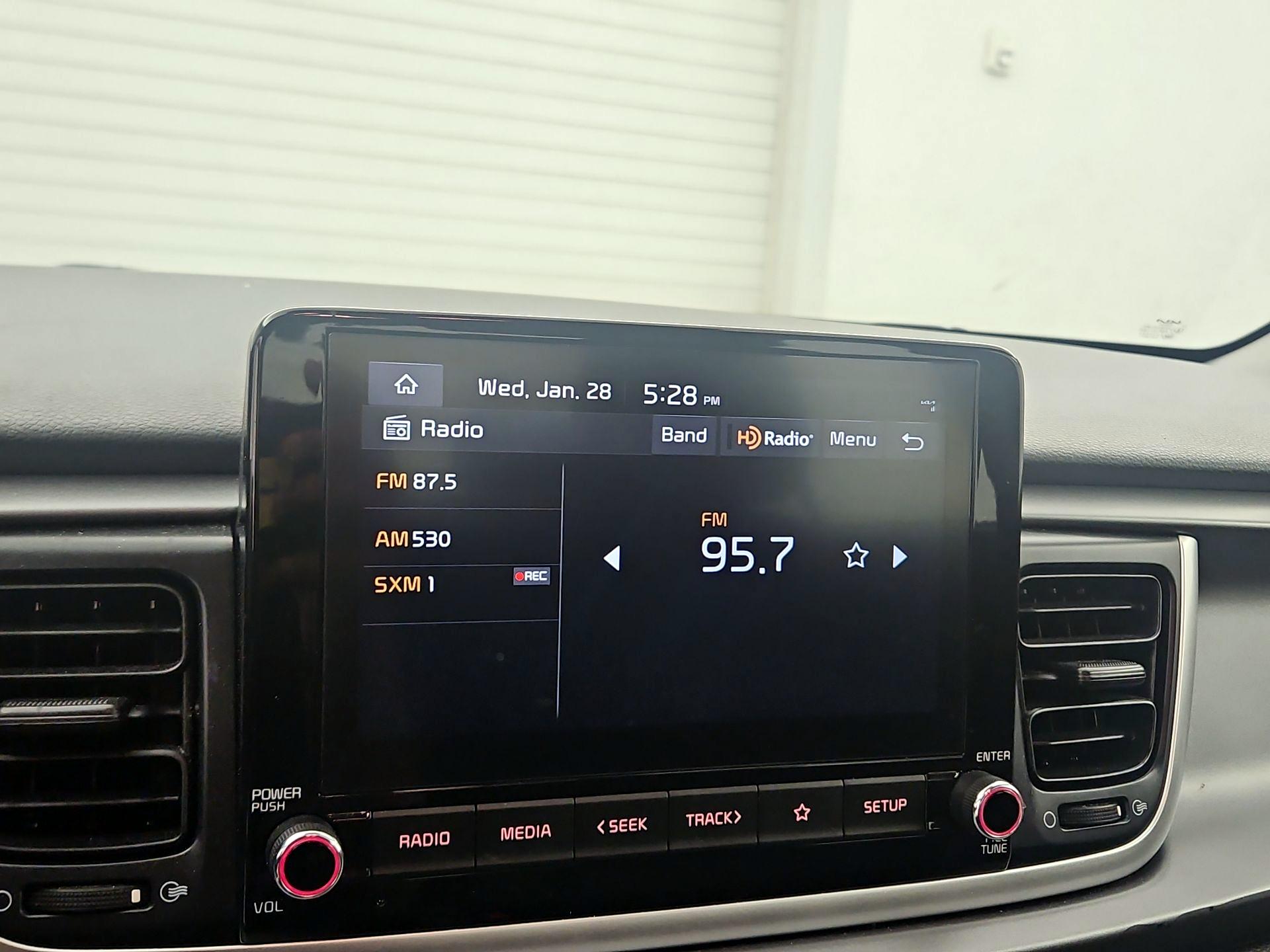 Thumbnail: 2023 Kia Rio - 15