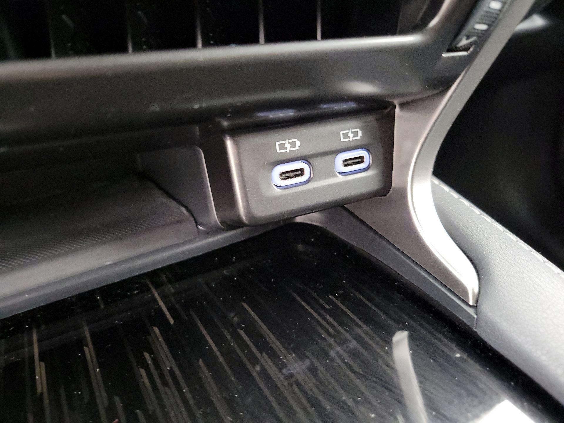 Thumbnail: 2023 Lexus RX - 18