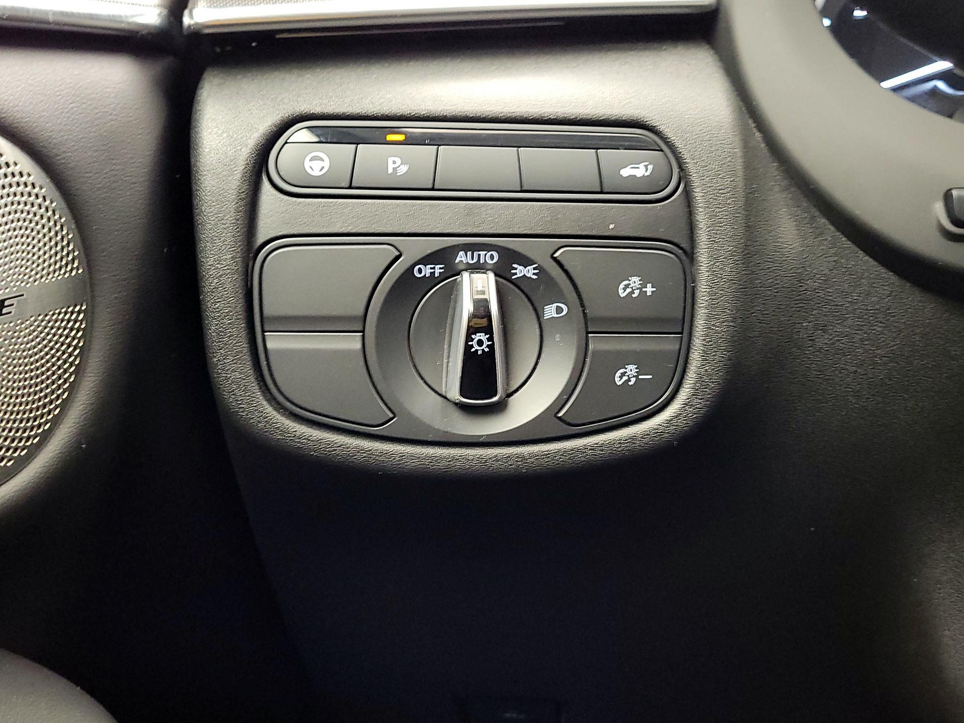 Thumbnail: 2023 INFINITI QX50 - 13