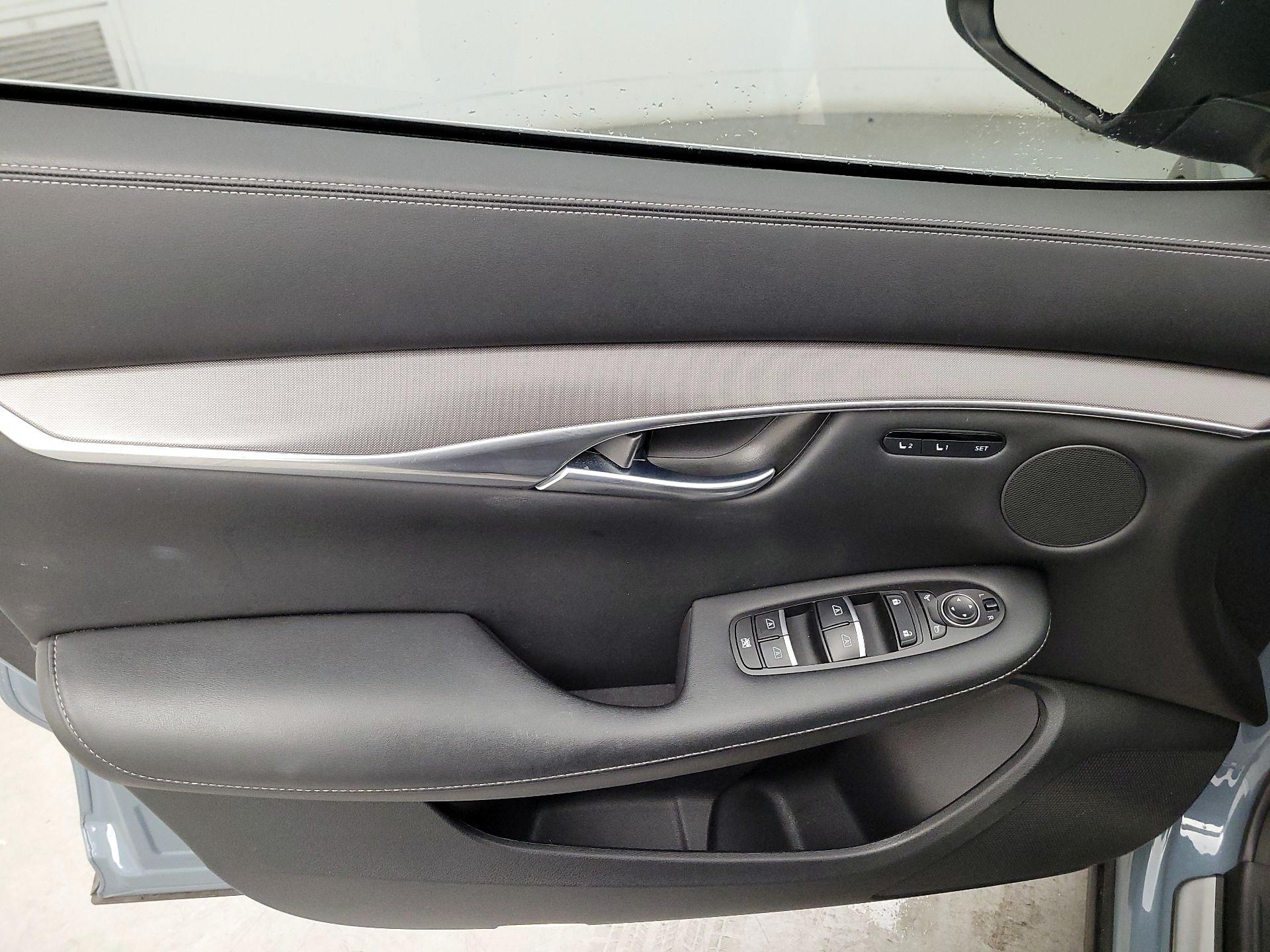 Thumbnail: 2023 INFINITI QX50 - 12