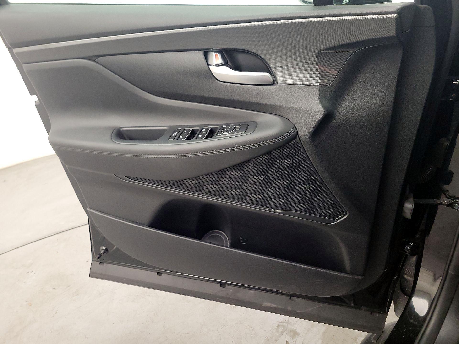 Thumbnail: 2023 Hyundai Santa Fe - 12