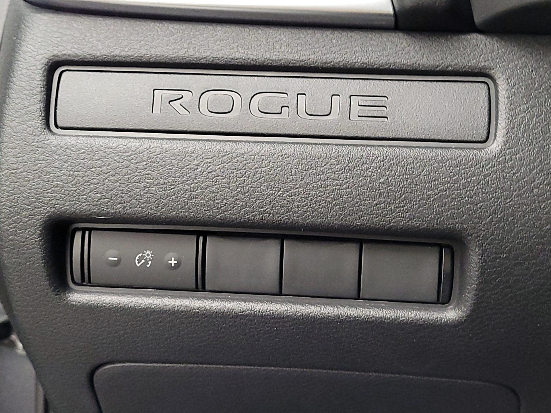 Thumbnail: 2023 Nissan Rogue - 13