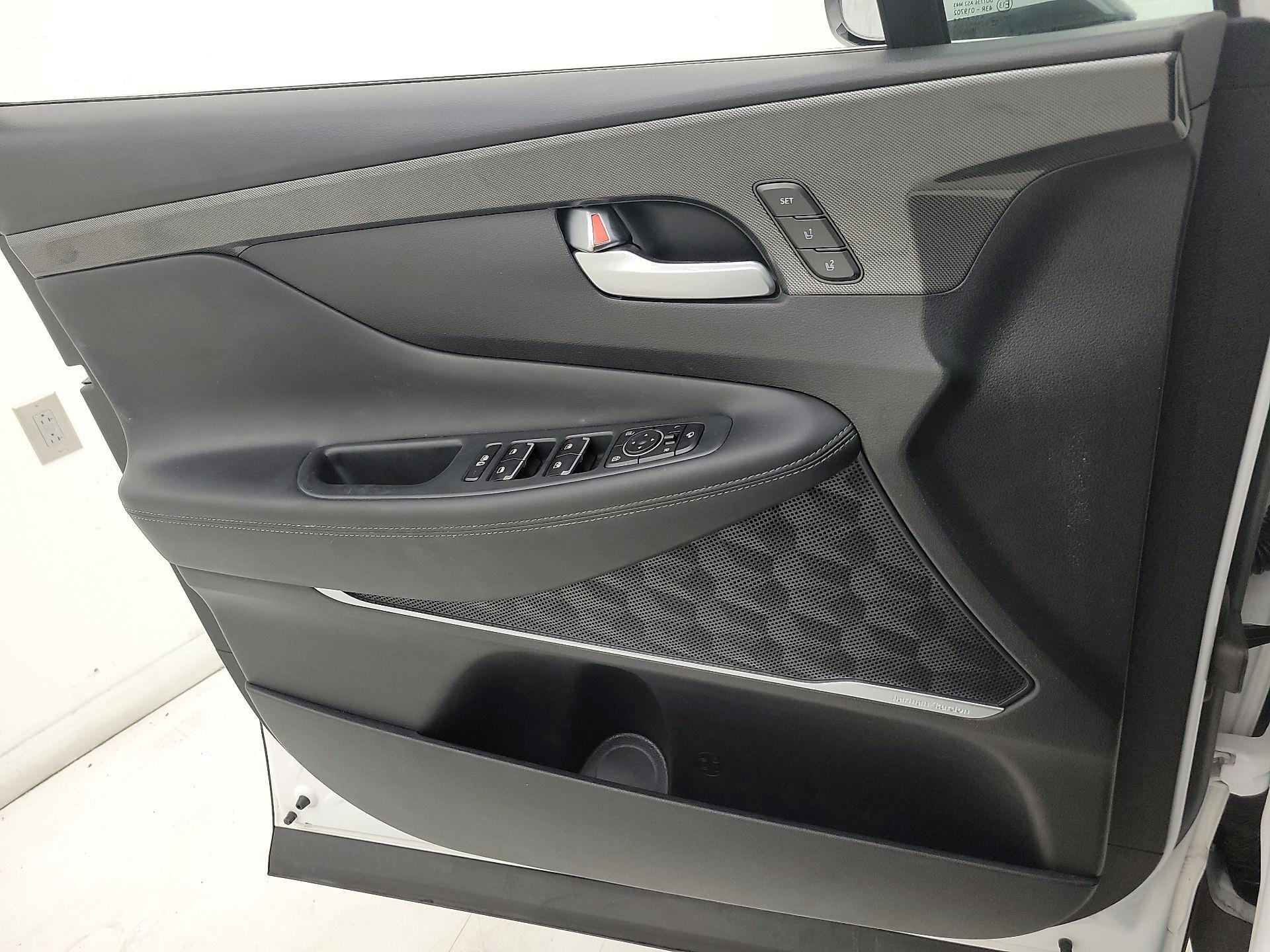 Thumbnail: 2023 Hyundai Santa Fe - 12