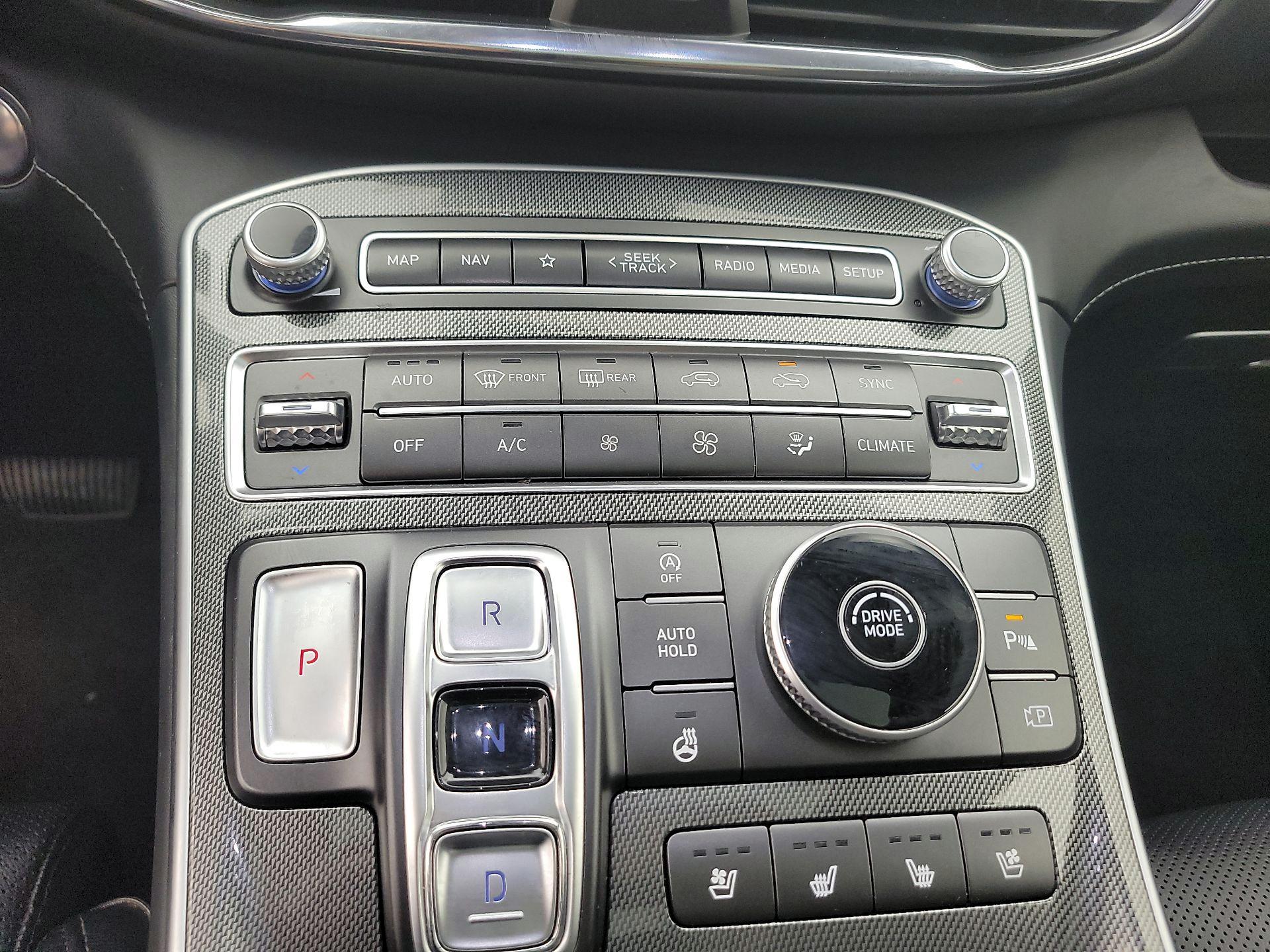 Thumbnail: 2023 Hyundai Santa Fe - 17