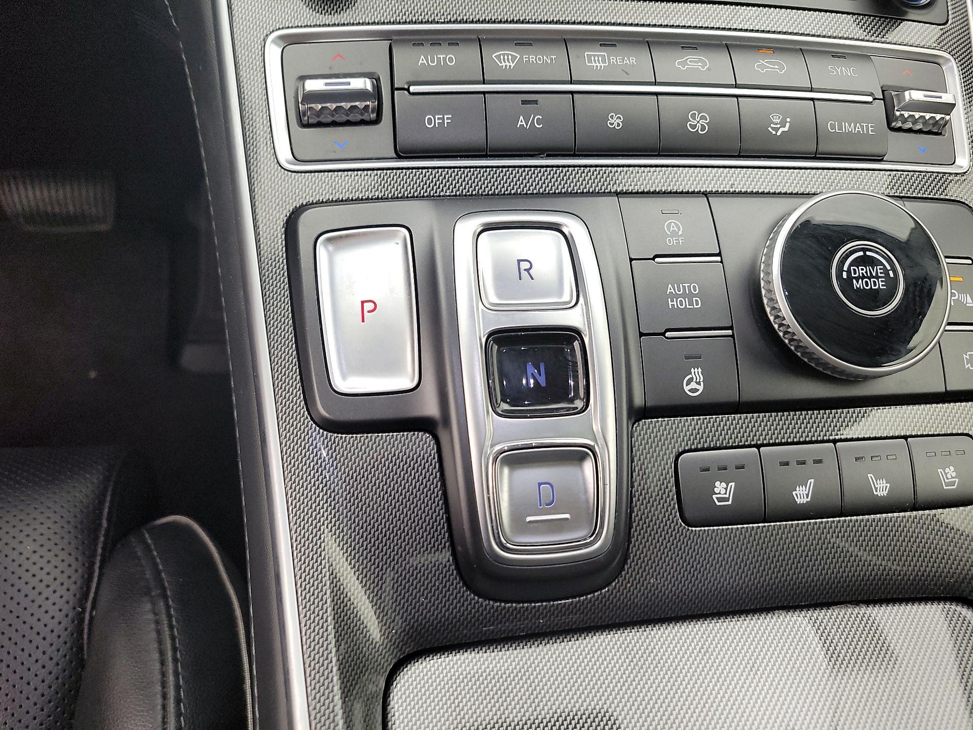 Thumbnail: 2023 Hyundai Santa Fe - 18