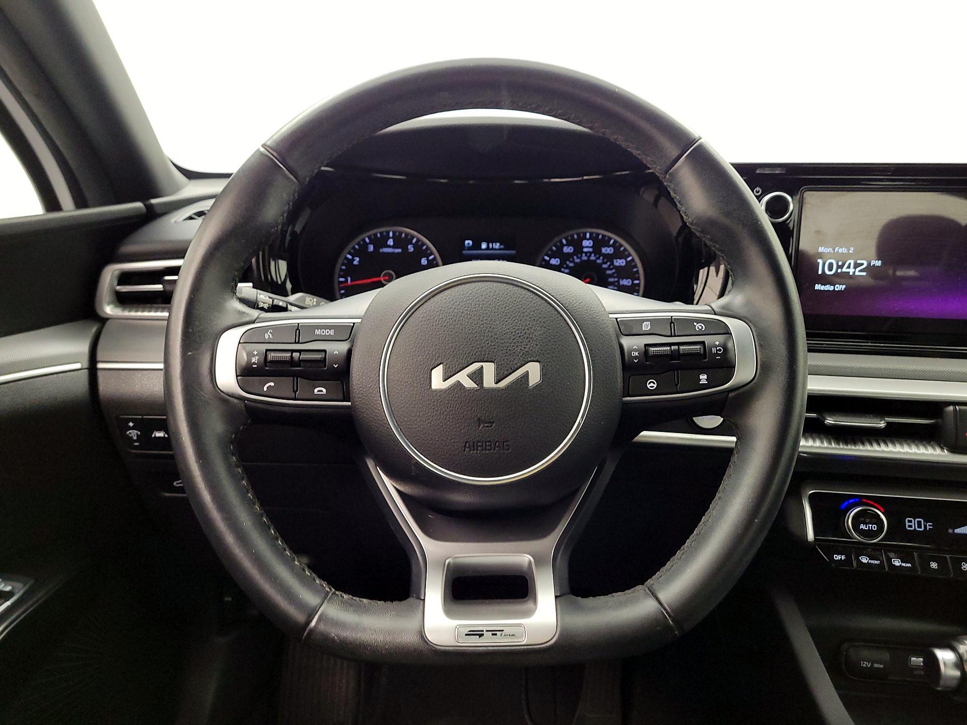 Thumbnail: 2023 Kia K5 - 10