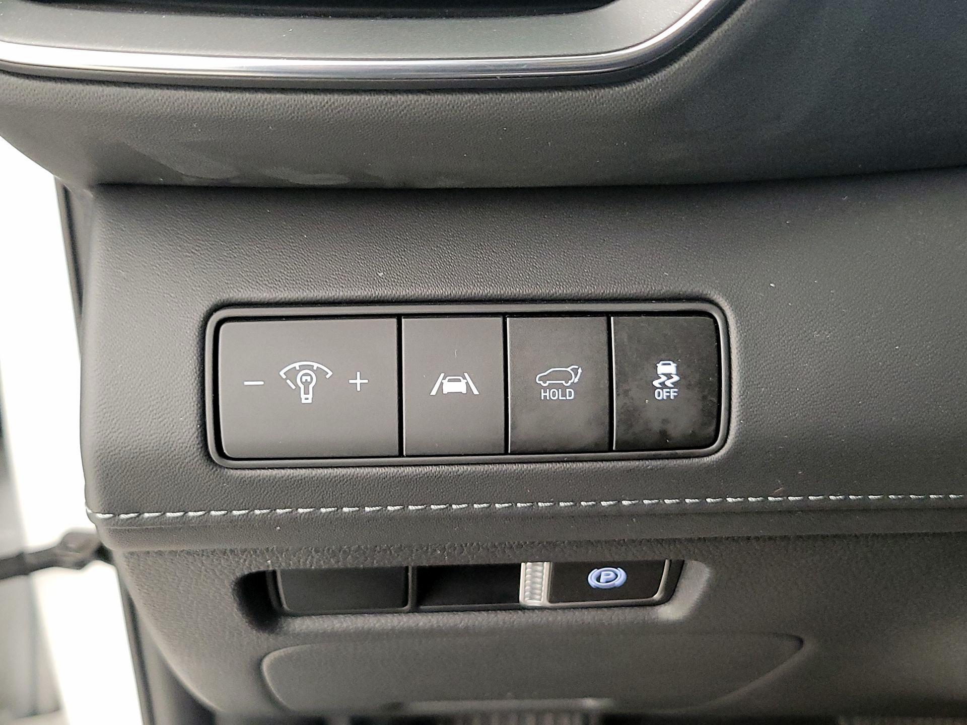 Thumbnail: 2023 Hyundai Santa Fe - 13