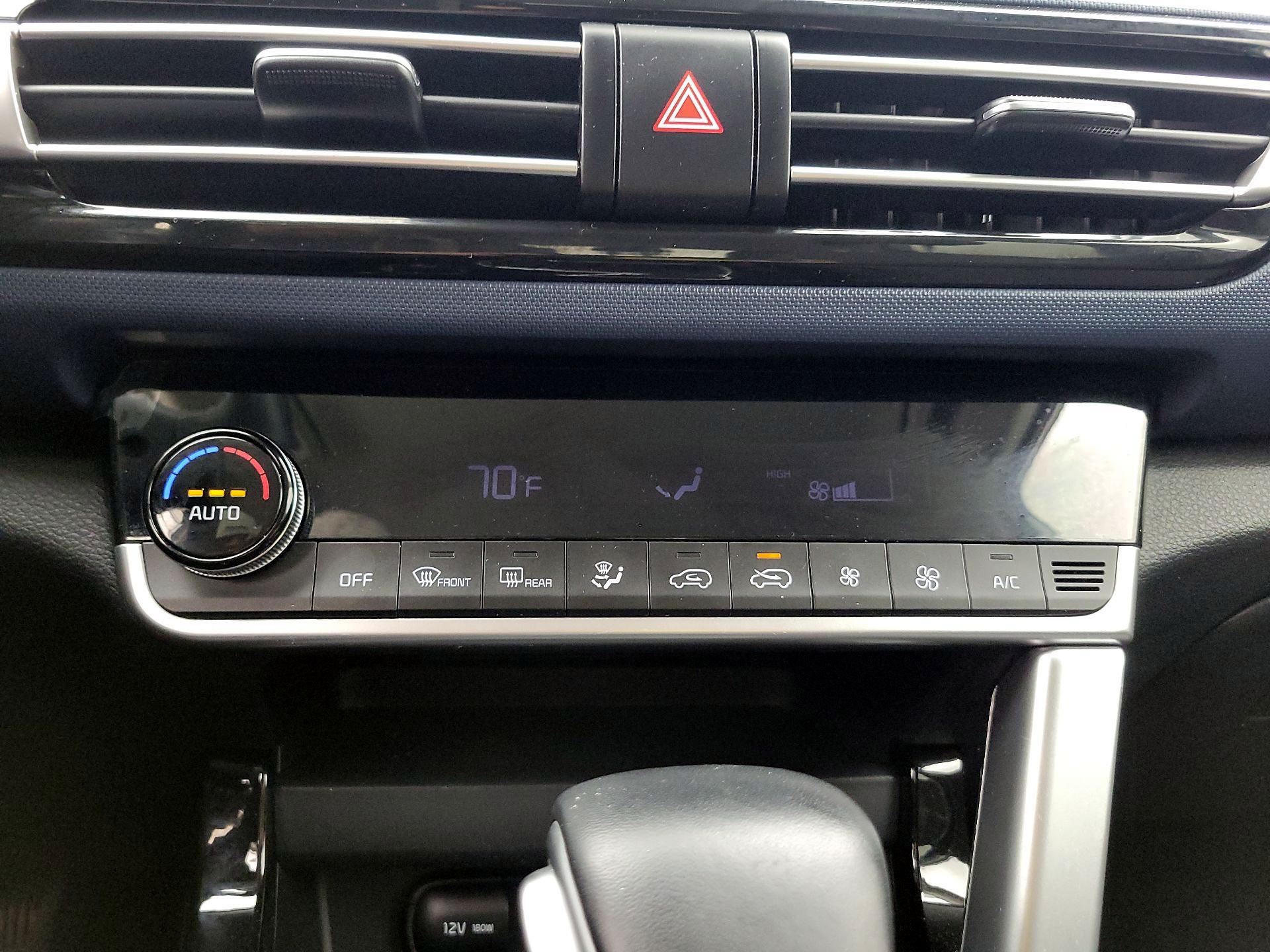 Thumbnail: 2023 Kia Seltos - 17