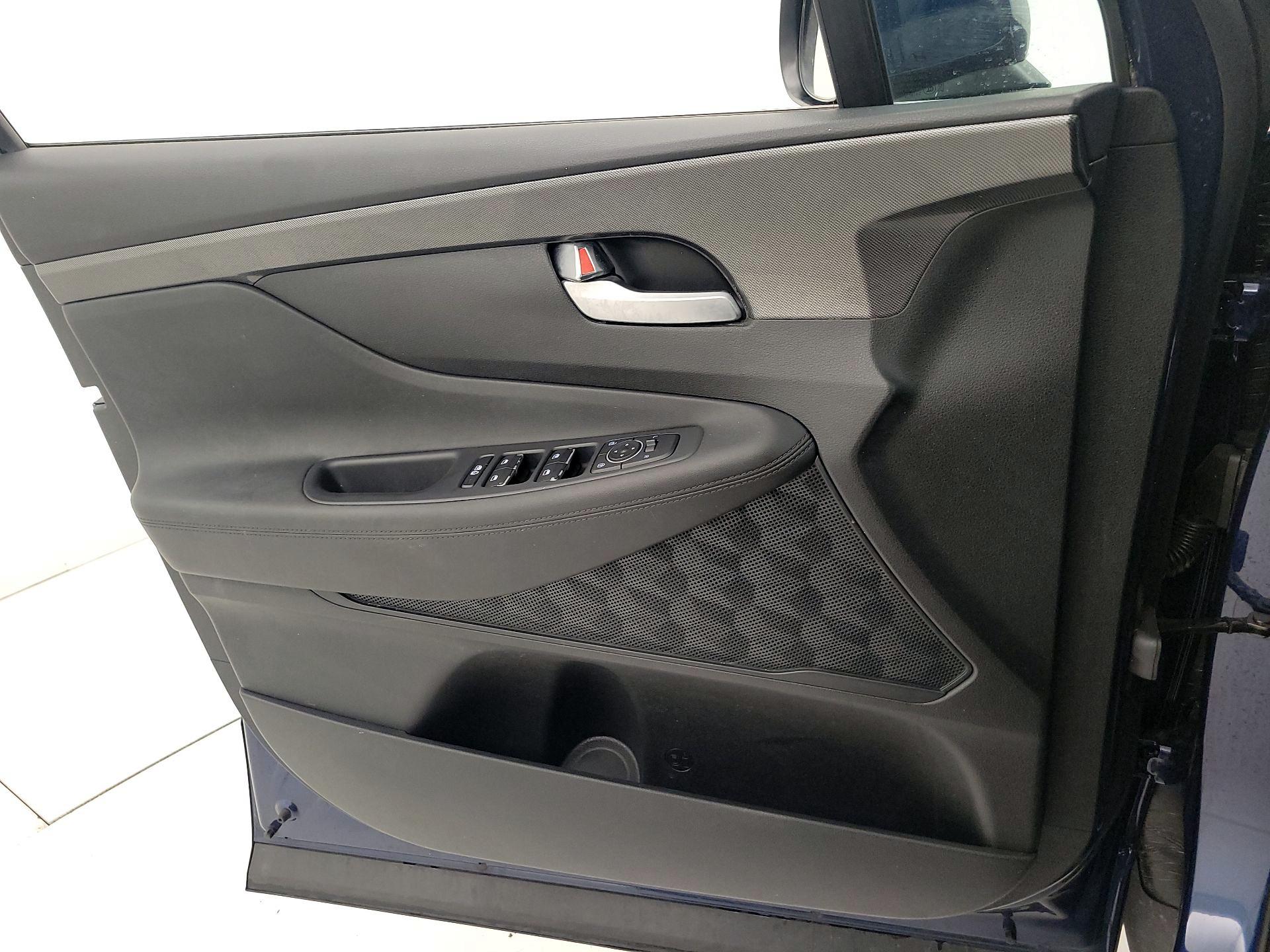 Thumbnail: 2023 Hyundai Santa Fe - 12