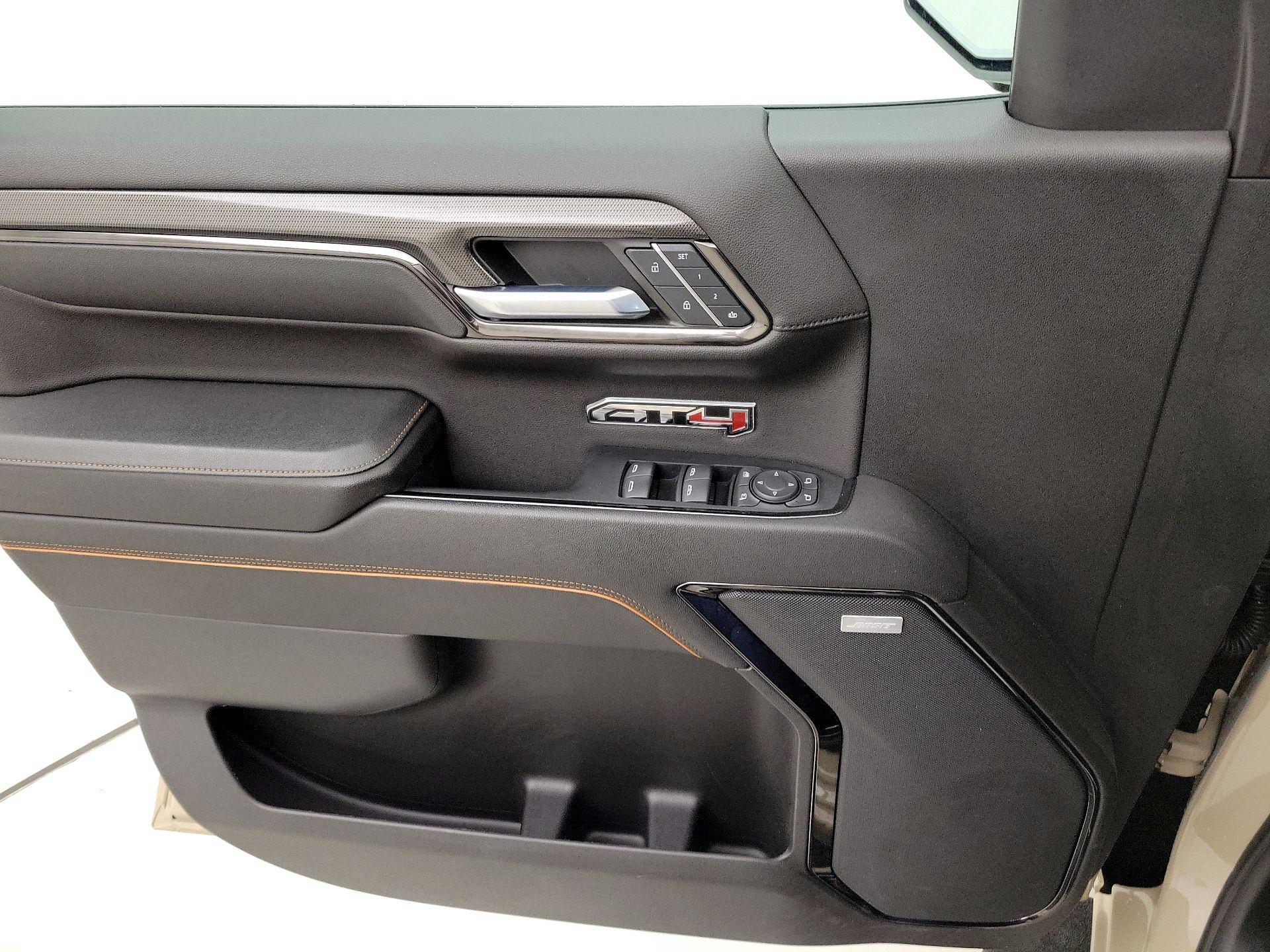 Thumbnail: 2023 GMC Sierra 1500 - 12