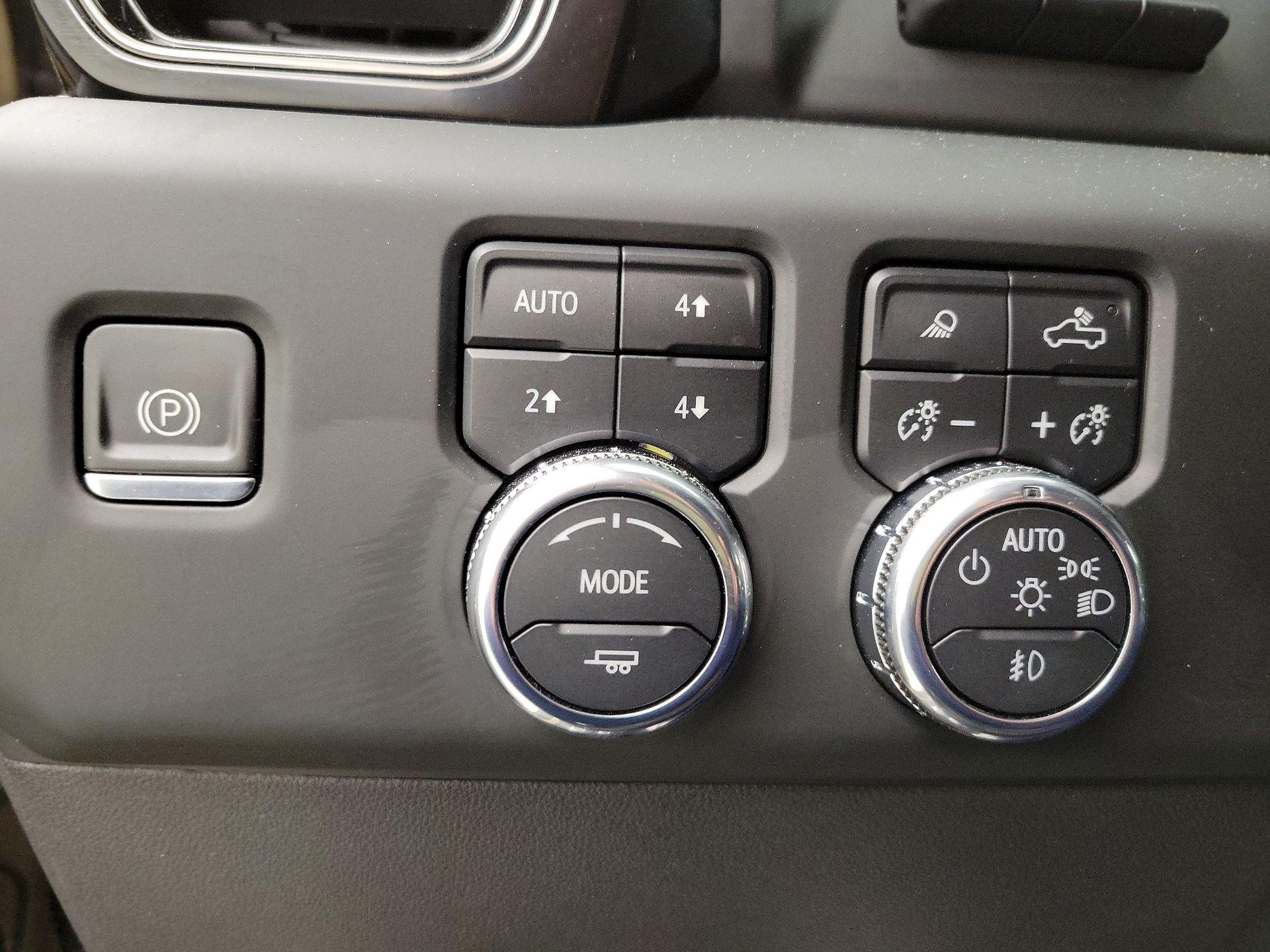 Thumbnail: 2023 GMC Sierra 1500 - 13