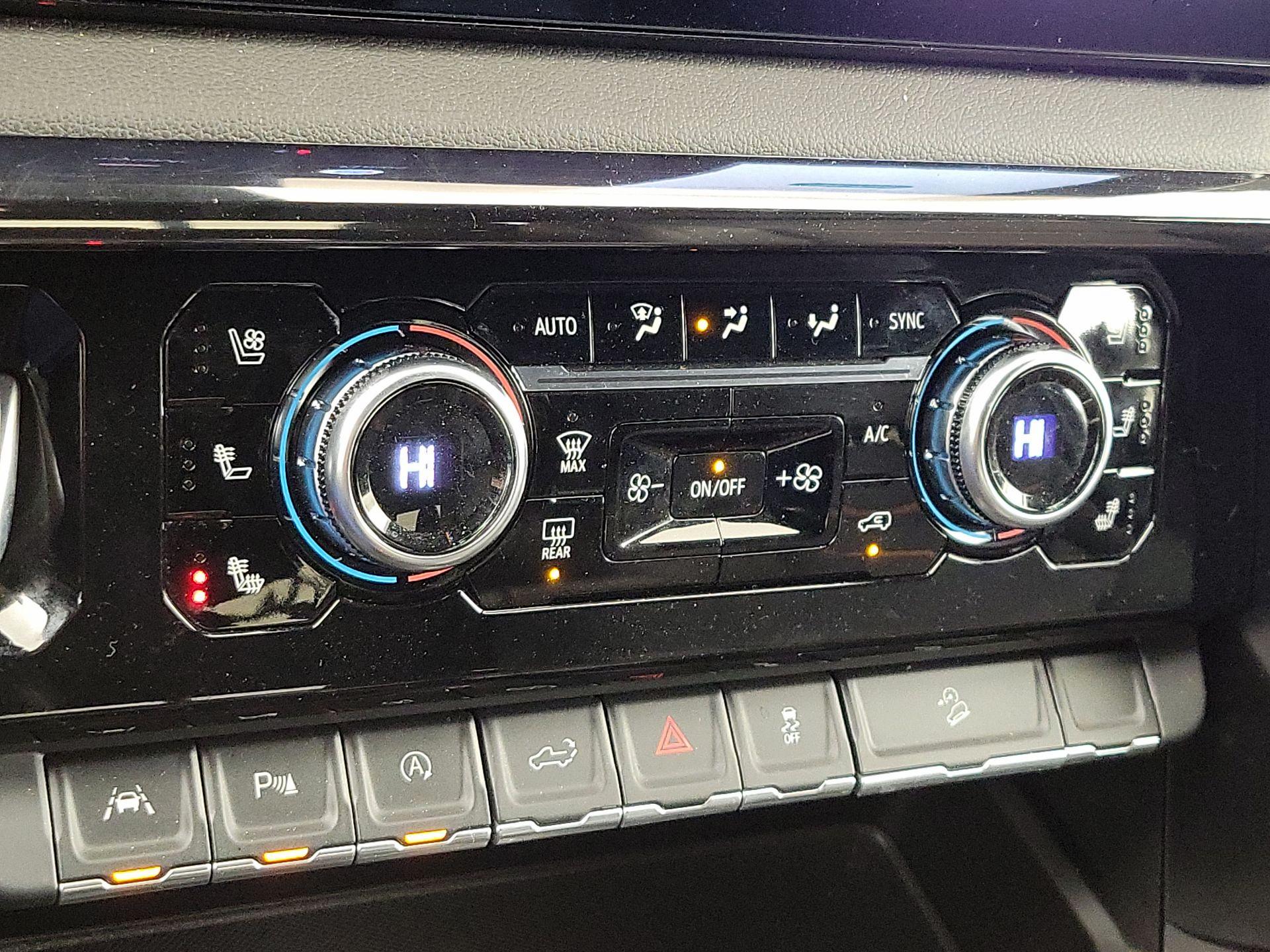 Thumbnail: 2023 GMC Sierra 1500 - 16