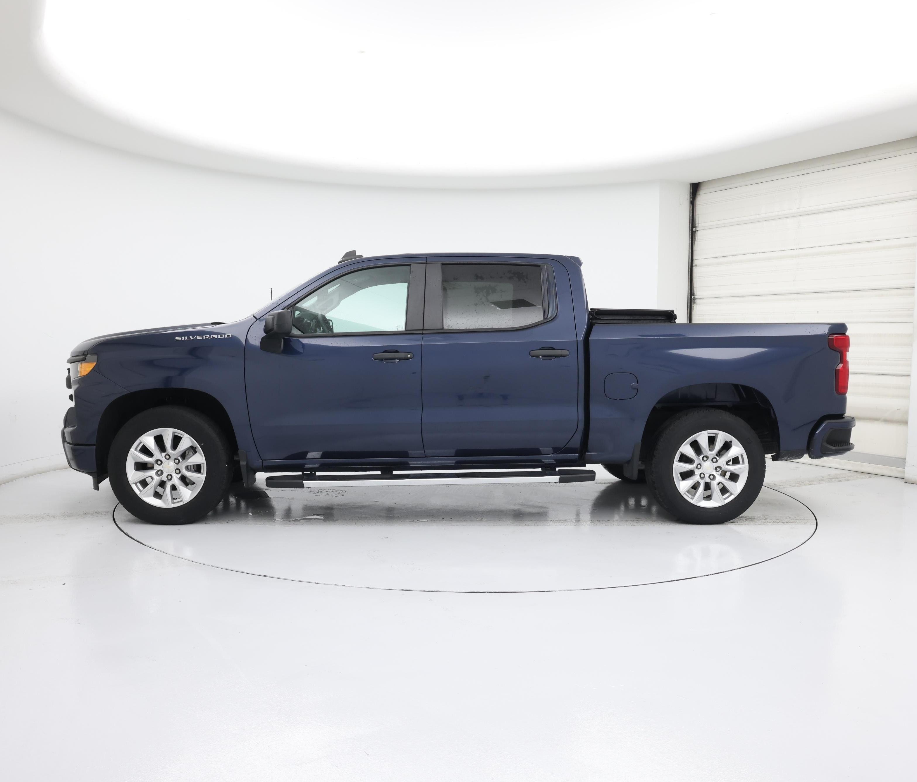 Thumbnail: 2022 Chevrolet Silverado 1500 - 3