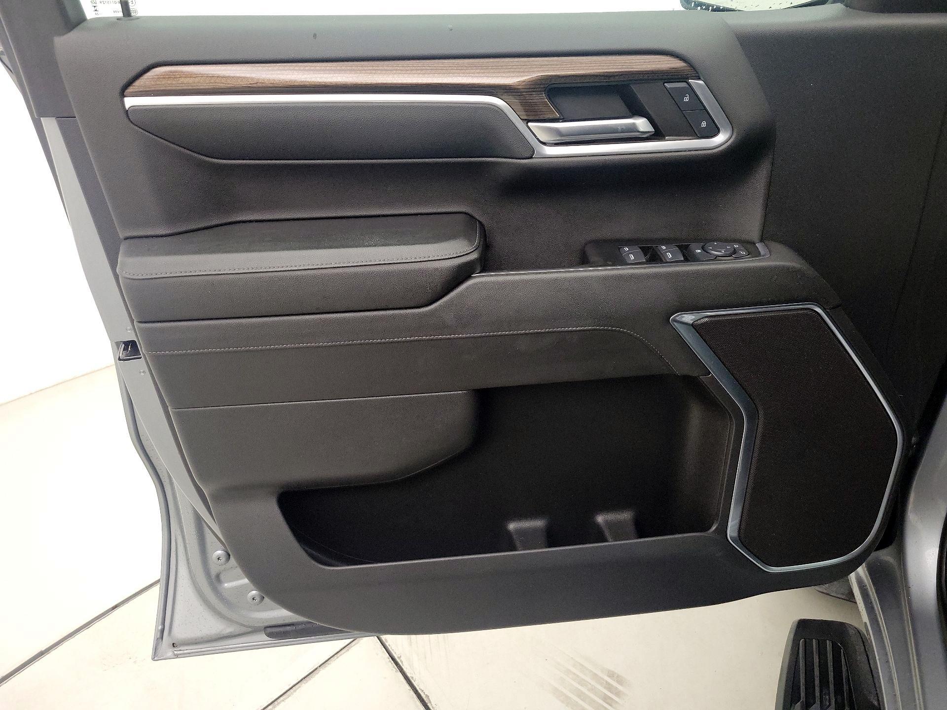 Thumbnail: 2024 Chevrolet Silverado 1500 - 12