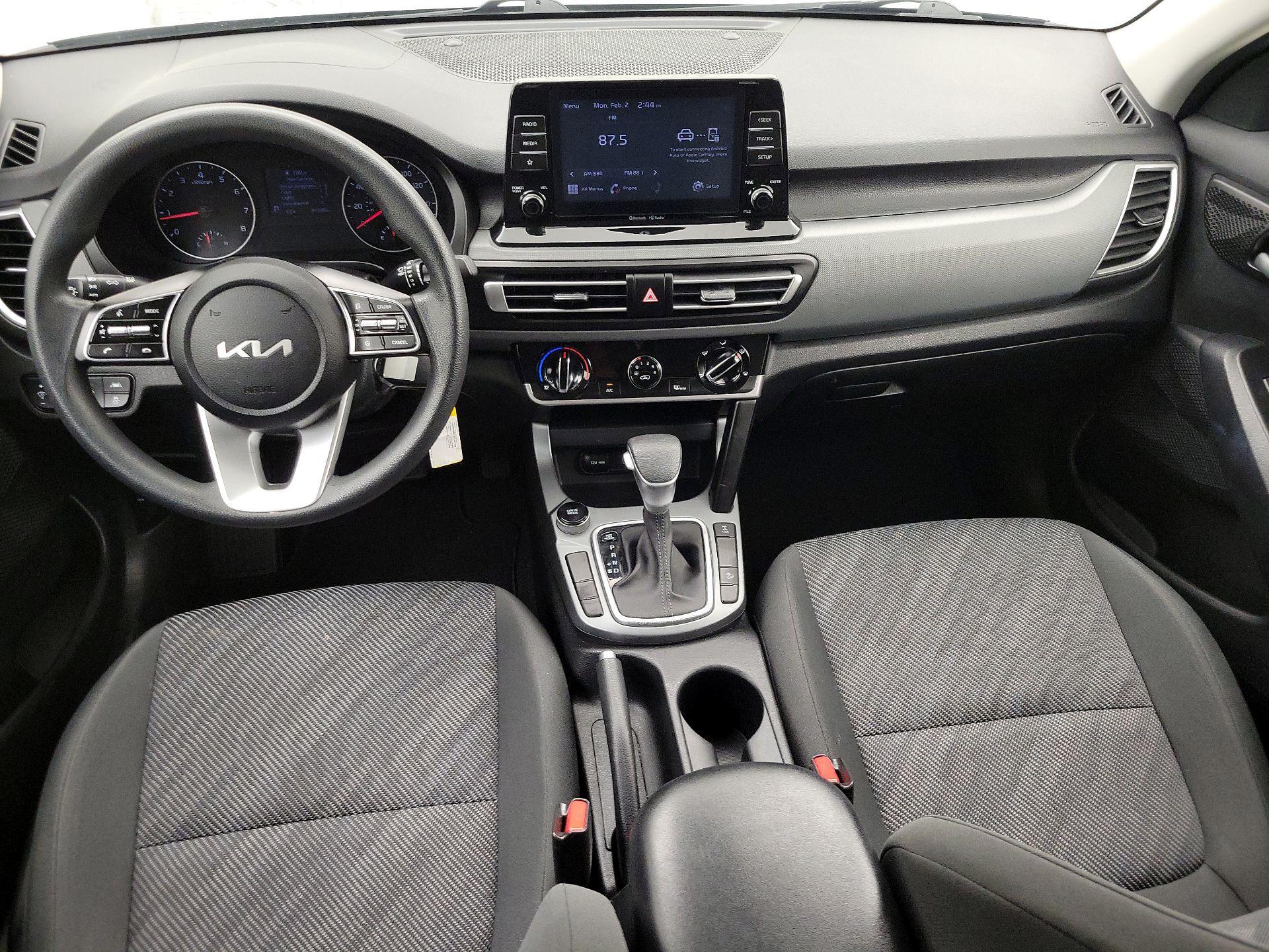 Thumbnail: 2023 Kia Seltos - 9