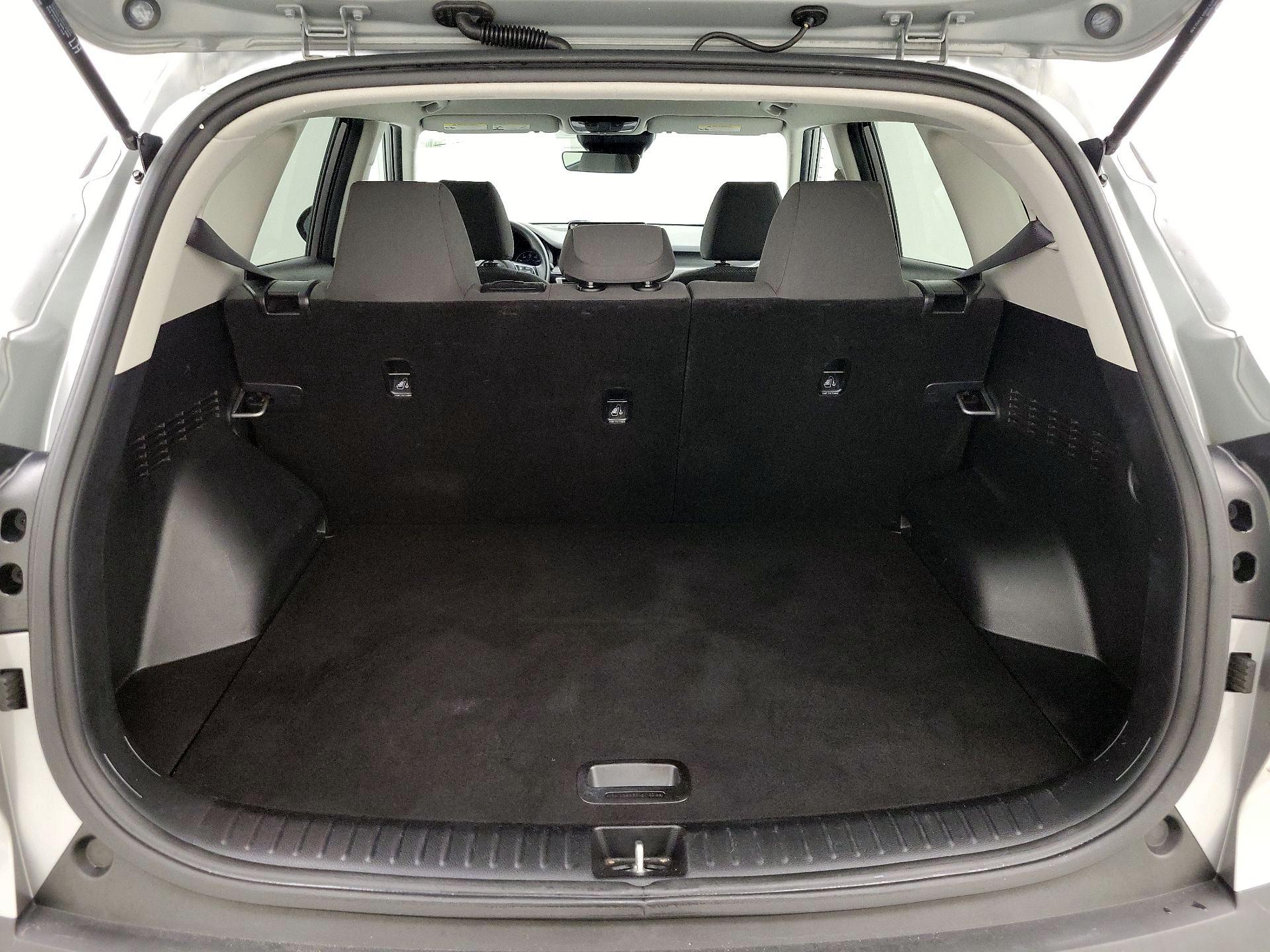 Thumbnail: 2023 Kia Seltos - 20