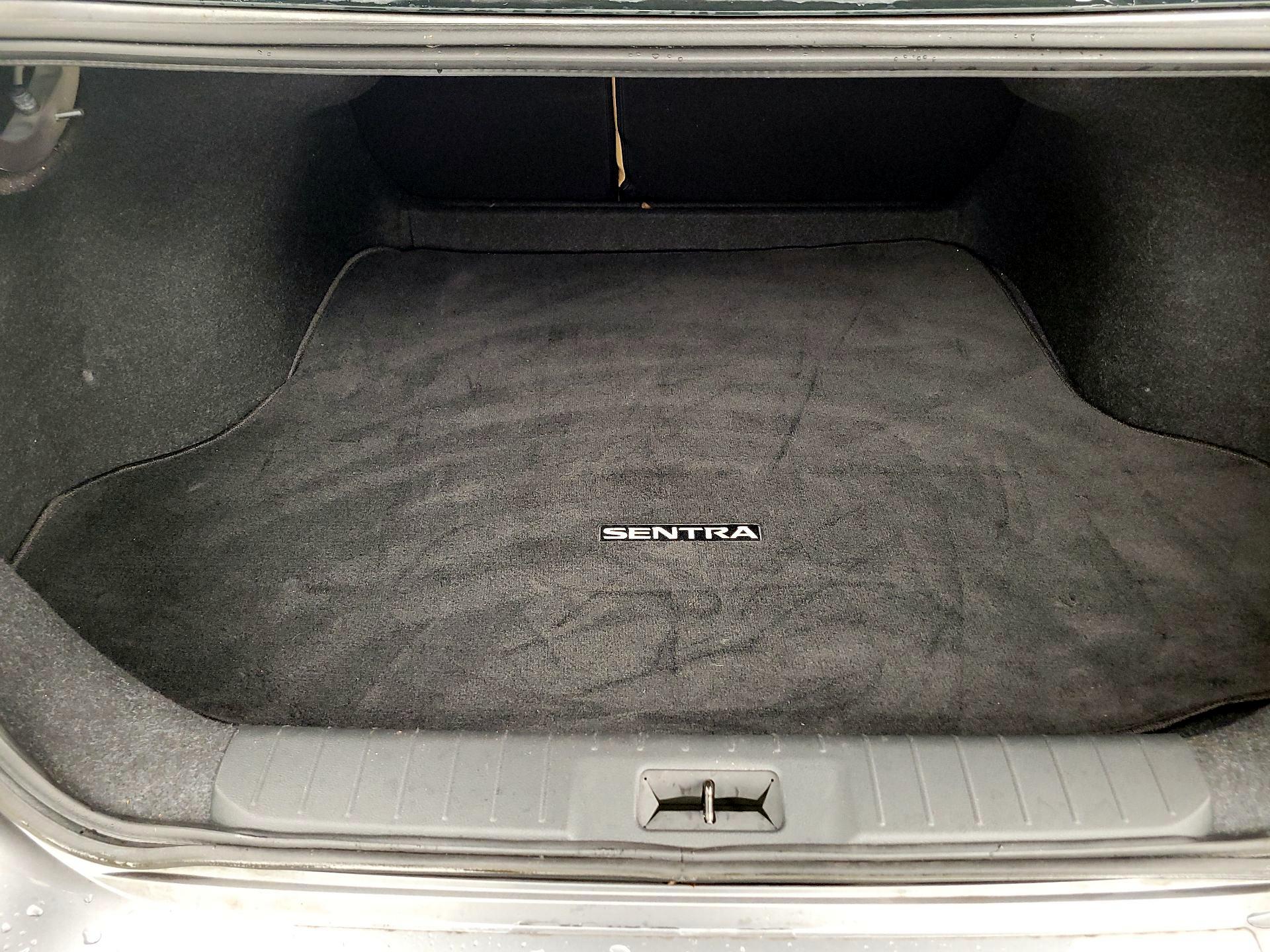 Thumbnail: 2021 Nissan Sentra - 16