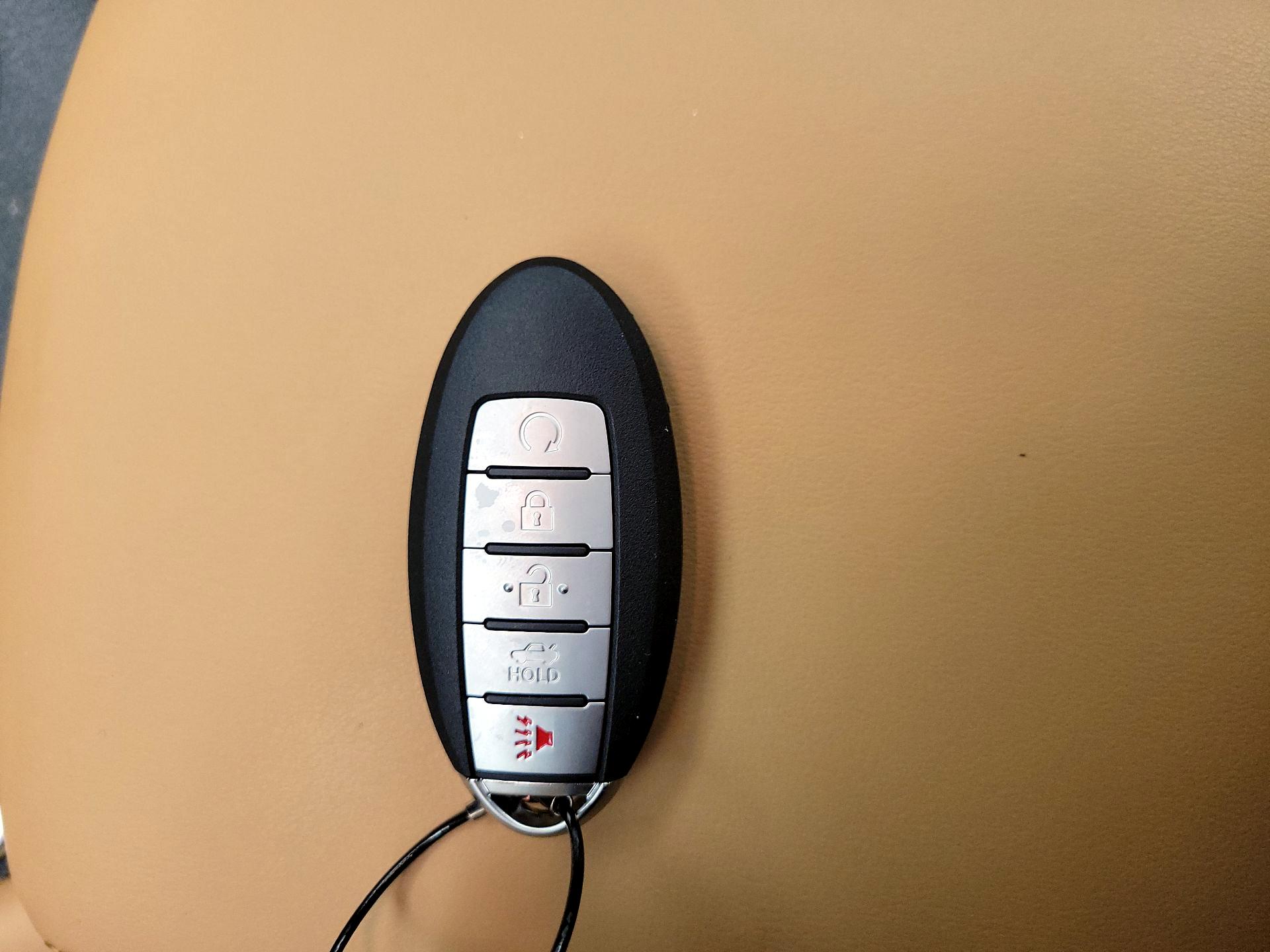 Thumbnail: 2021 Nissan Sentra - 18