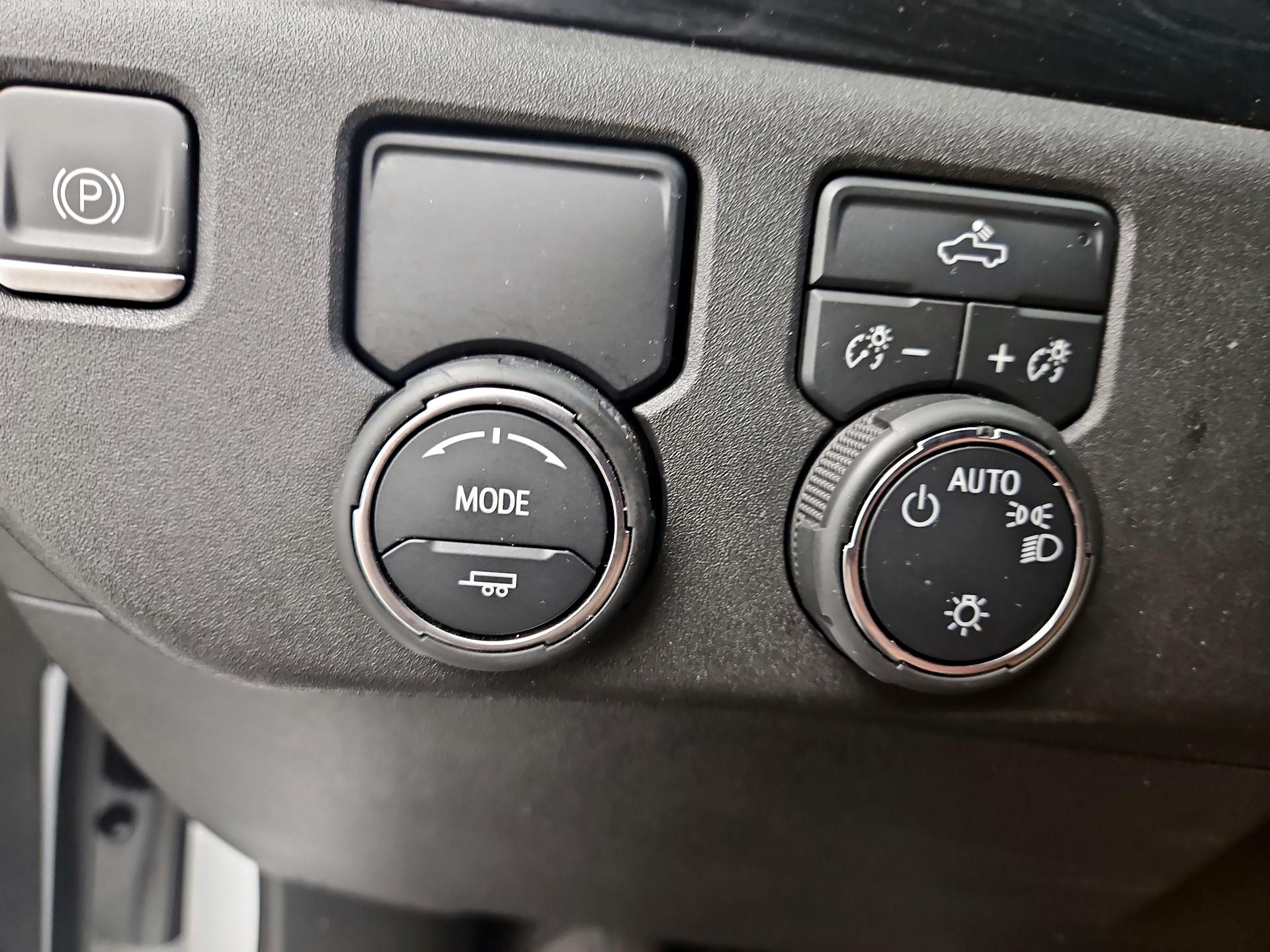 Thumbnail: 2023 Chevrolet Silverado 1500 - 13