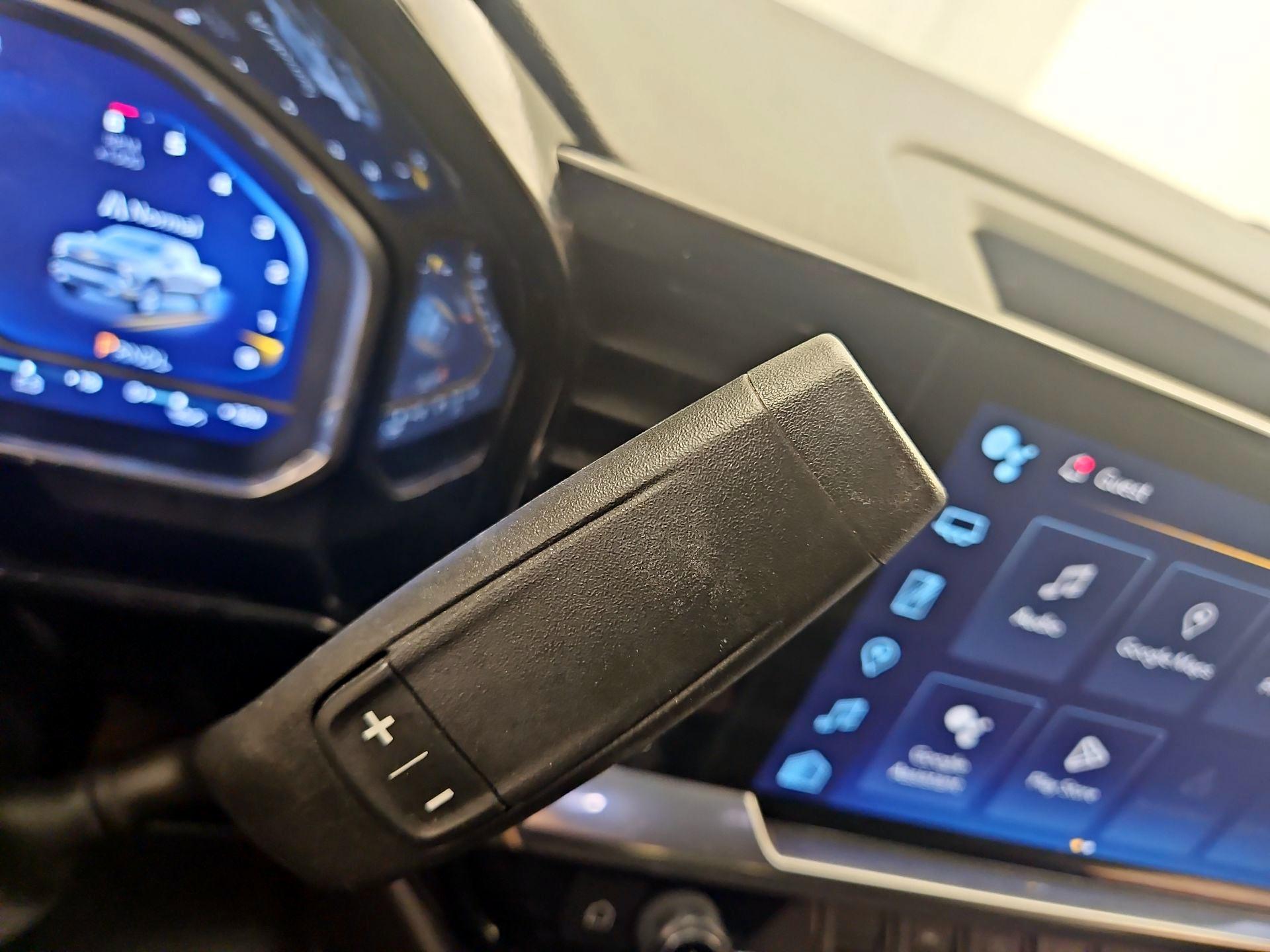 Thumbnail: 2023 Chevrolet Silverado 1500 - 17