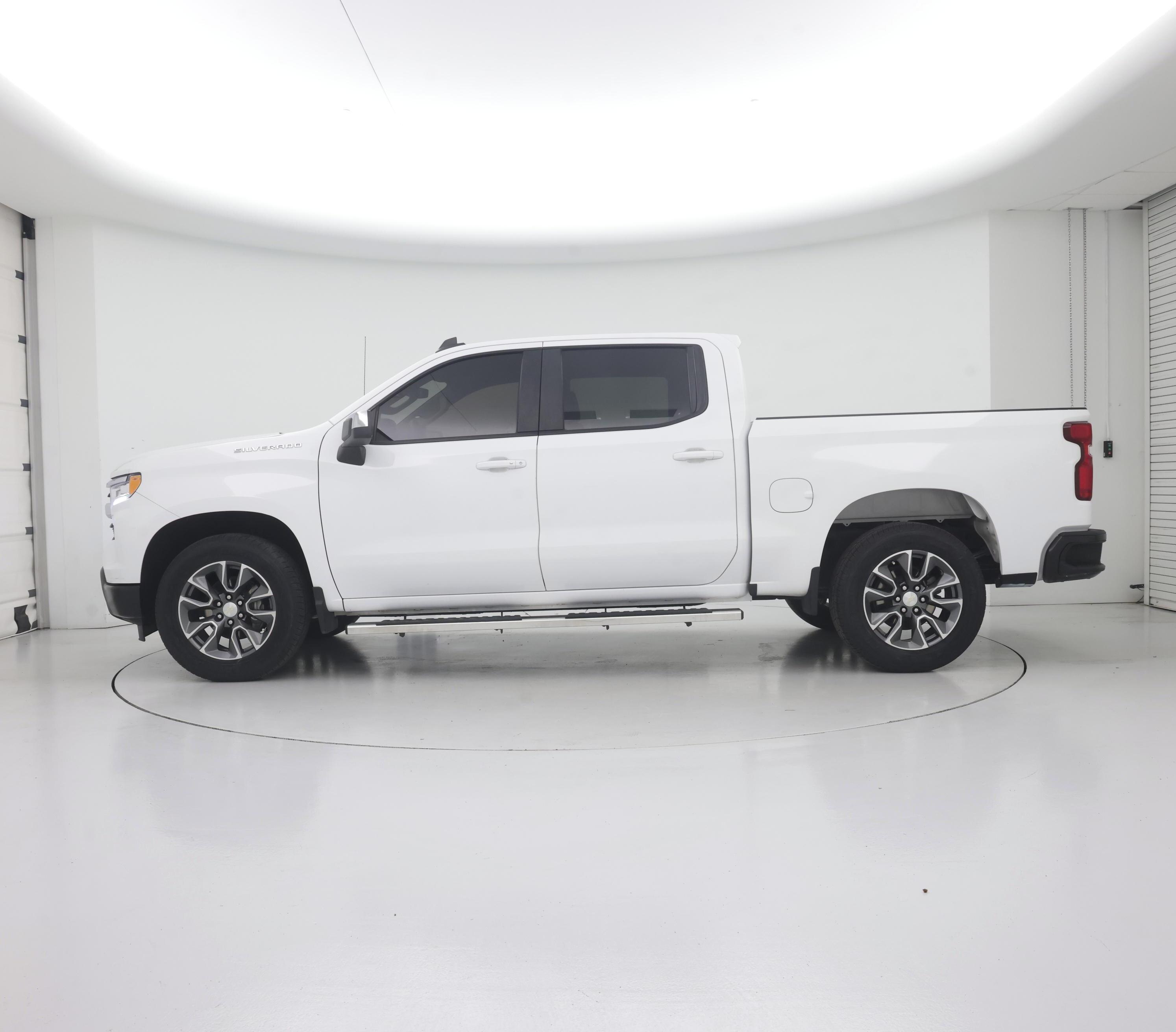Thumbnail: 2023 Chevrolet Silverado 1500 - 3