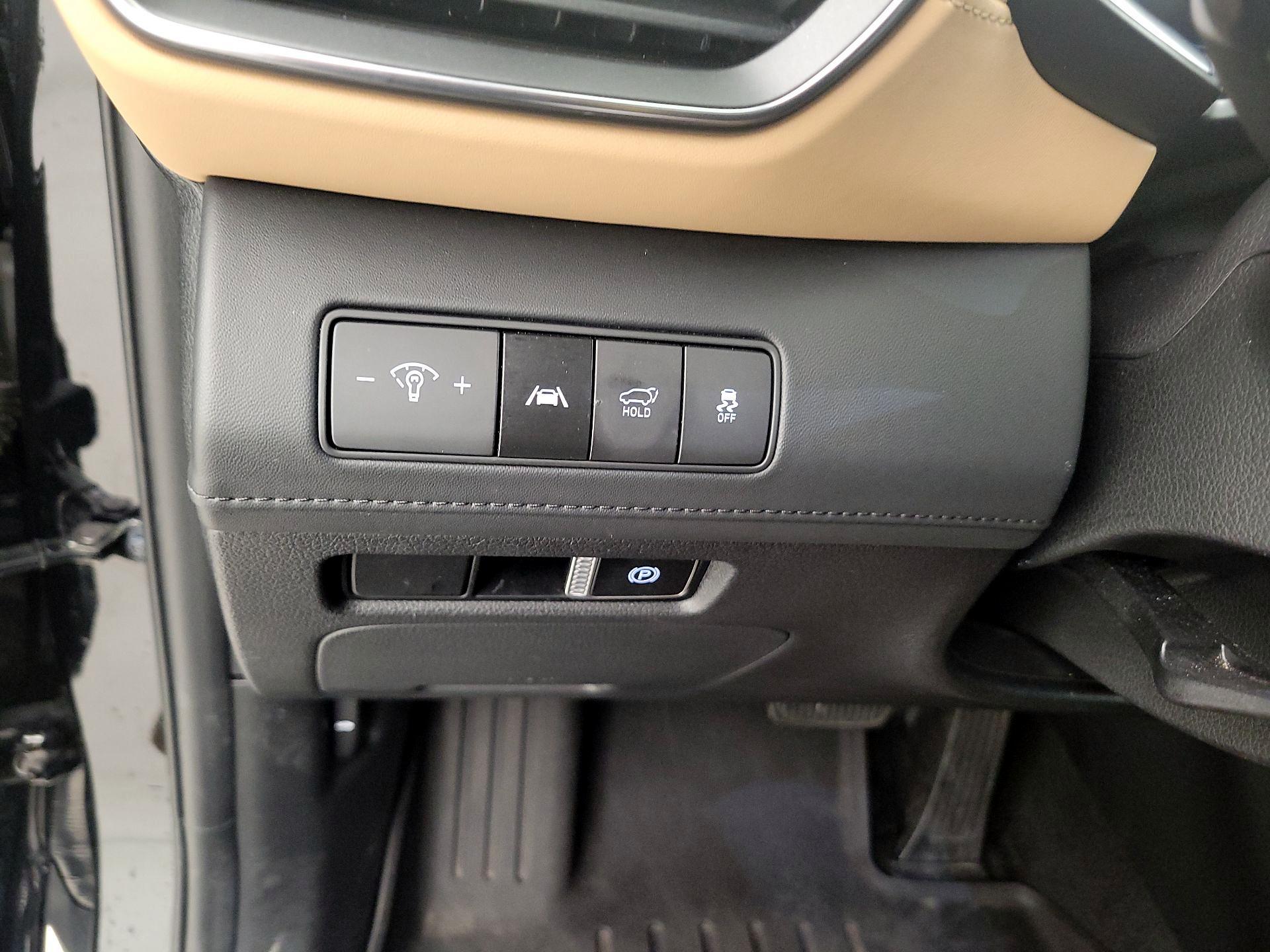 Thumbnail: 2023 Hyundai Santa Fe - 13