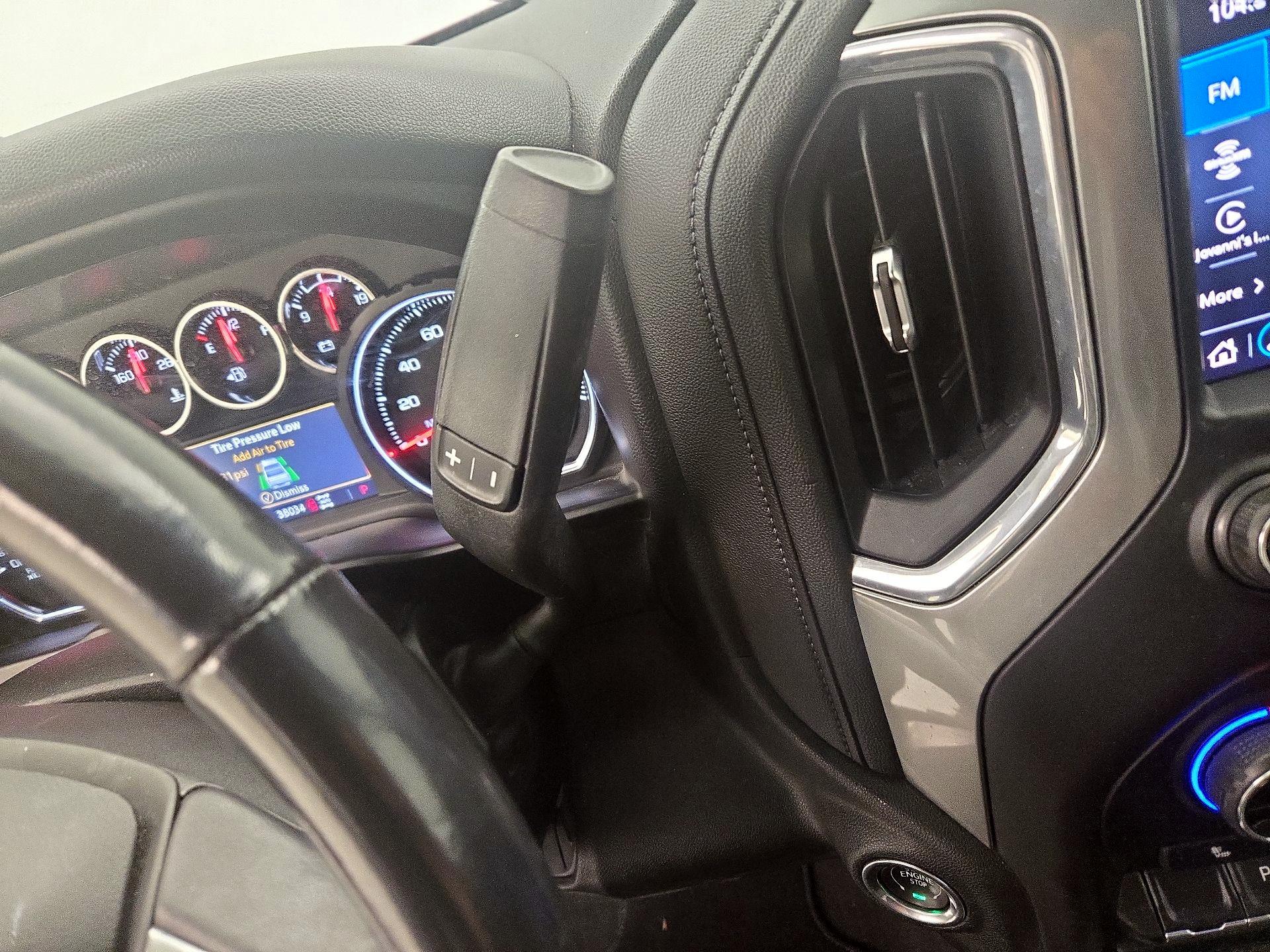 Thumbnail: 2021 Chevrolet Silverado 1500 - 17