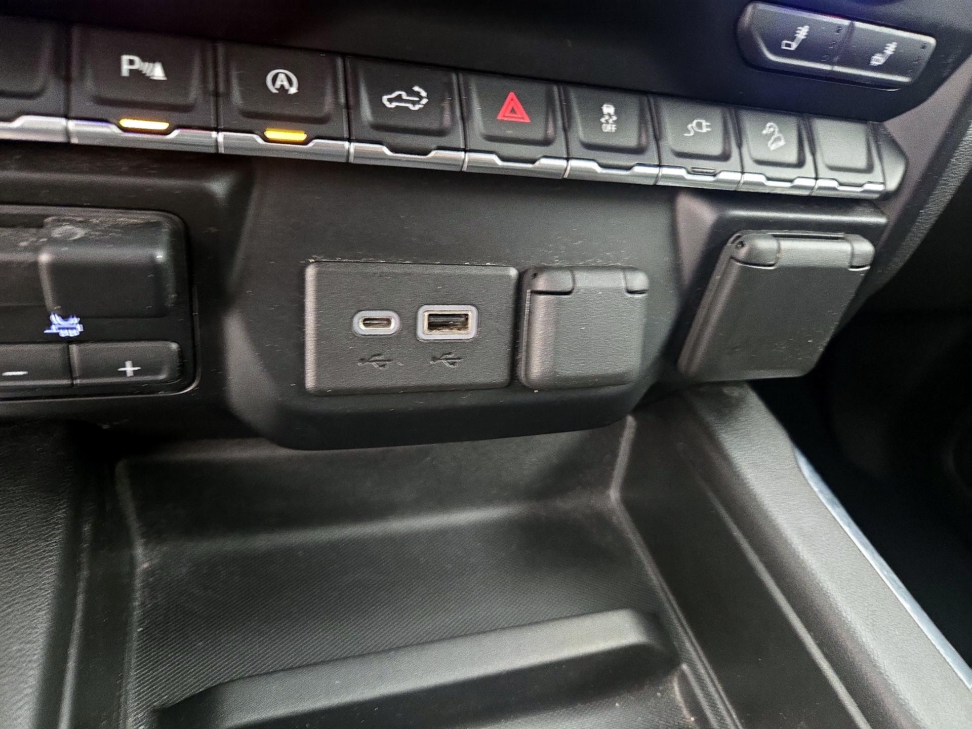 Thumbnail: 2021 Chevrolet Silverado 1500 - 18