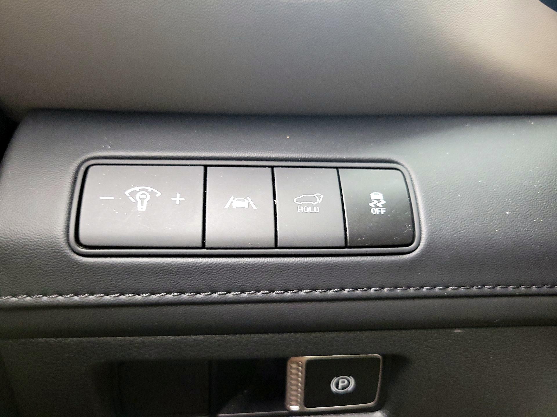 Thumbnail: 2023 Hyundai Santa Fe - 13