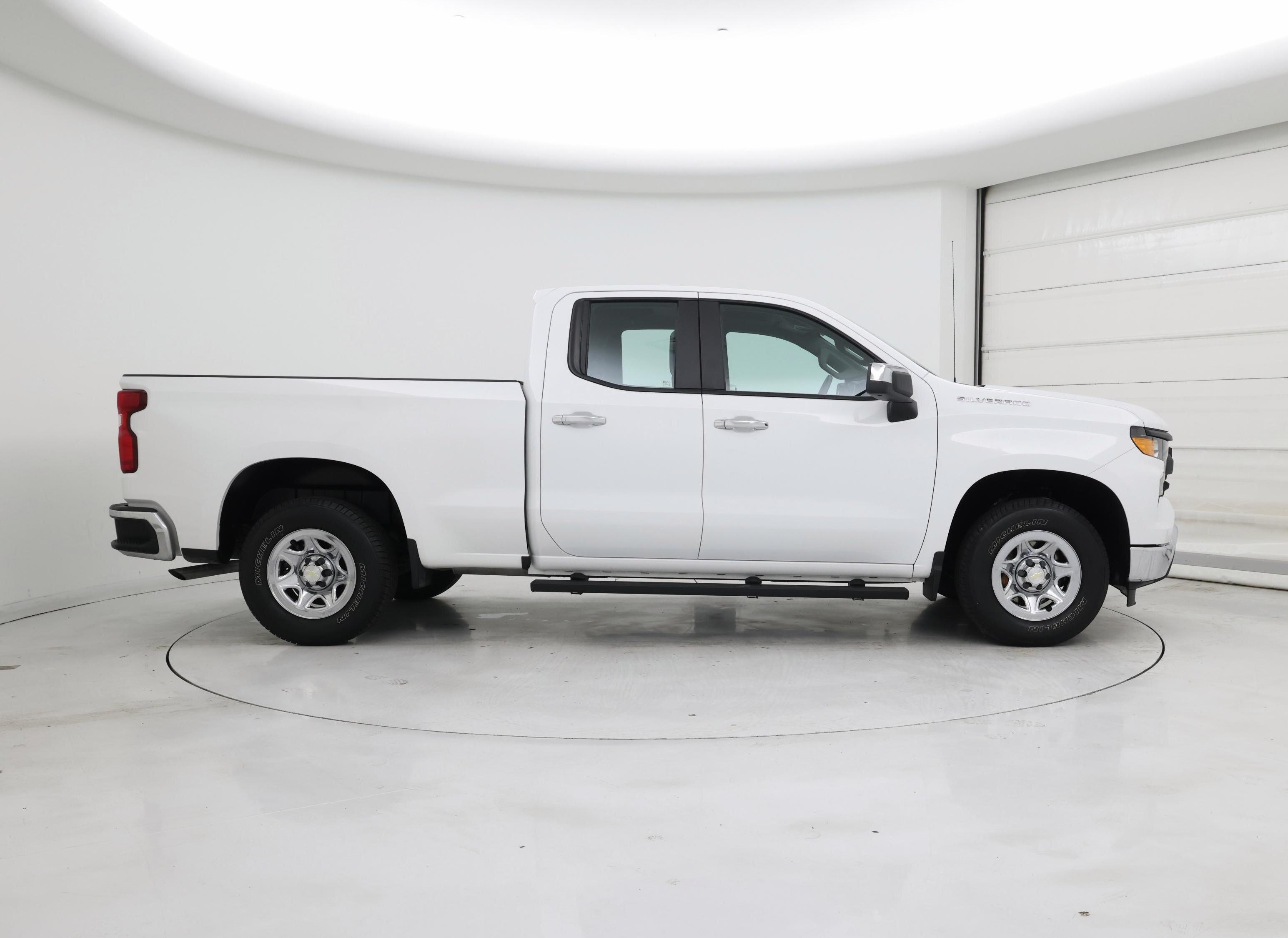 Thumbnail: 2025 Chevrolet Silverado 1500 - 7